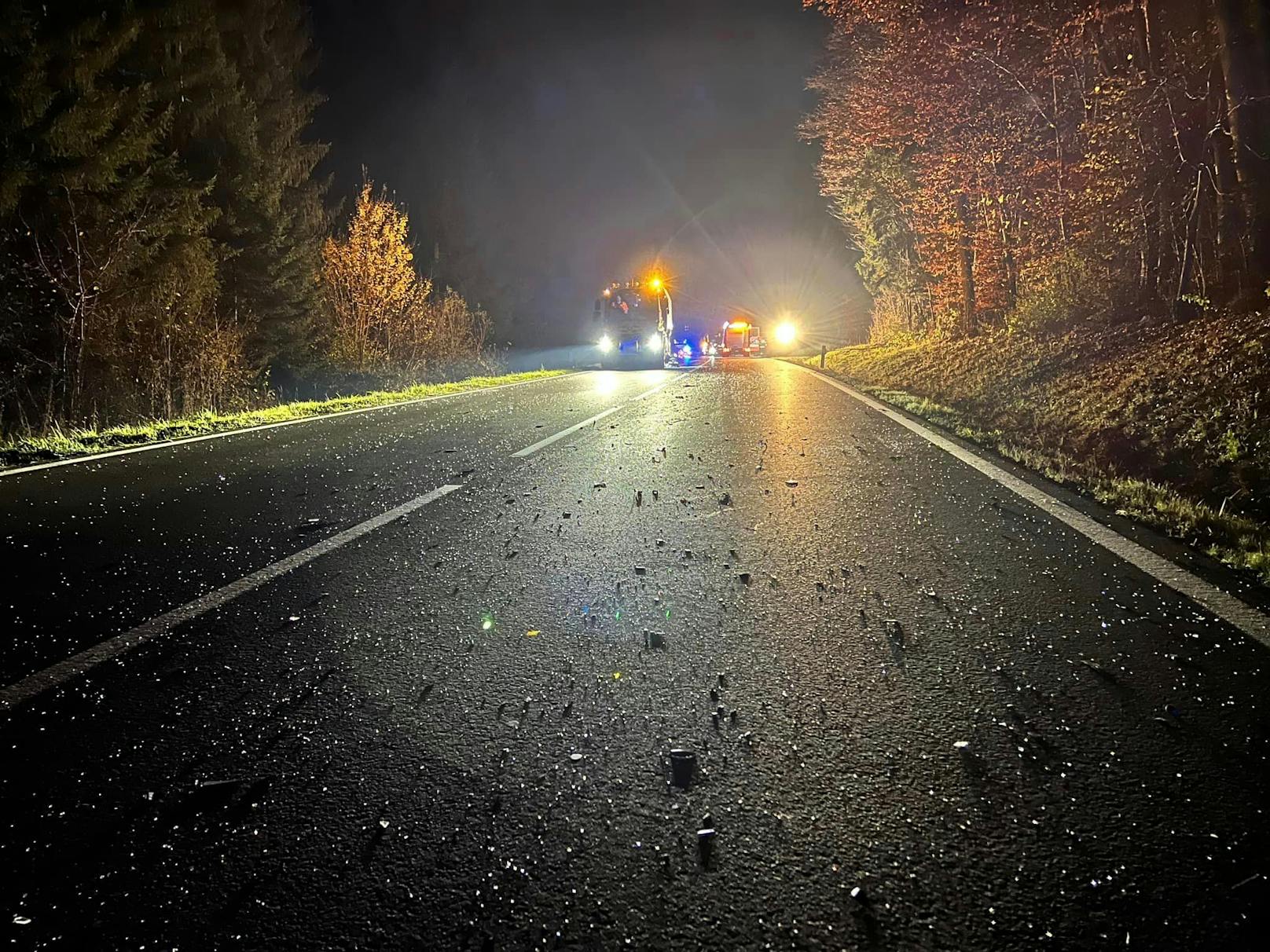 In Ilztal kam es am Montagabend zu einer einer Kollision zweier Kleintransporter. Beide Fahrzeuglenker waren alkoholisiert und wurden verletzt.