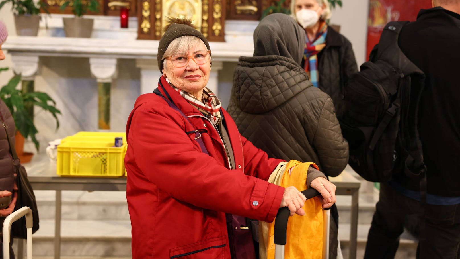 Ans Aufgaben denkt die Pensionistin nicht und sagt: "Es geht mir gut, ich wünsche mir nur Gesundheit!"