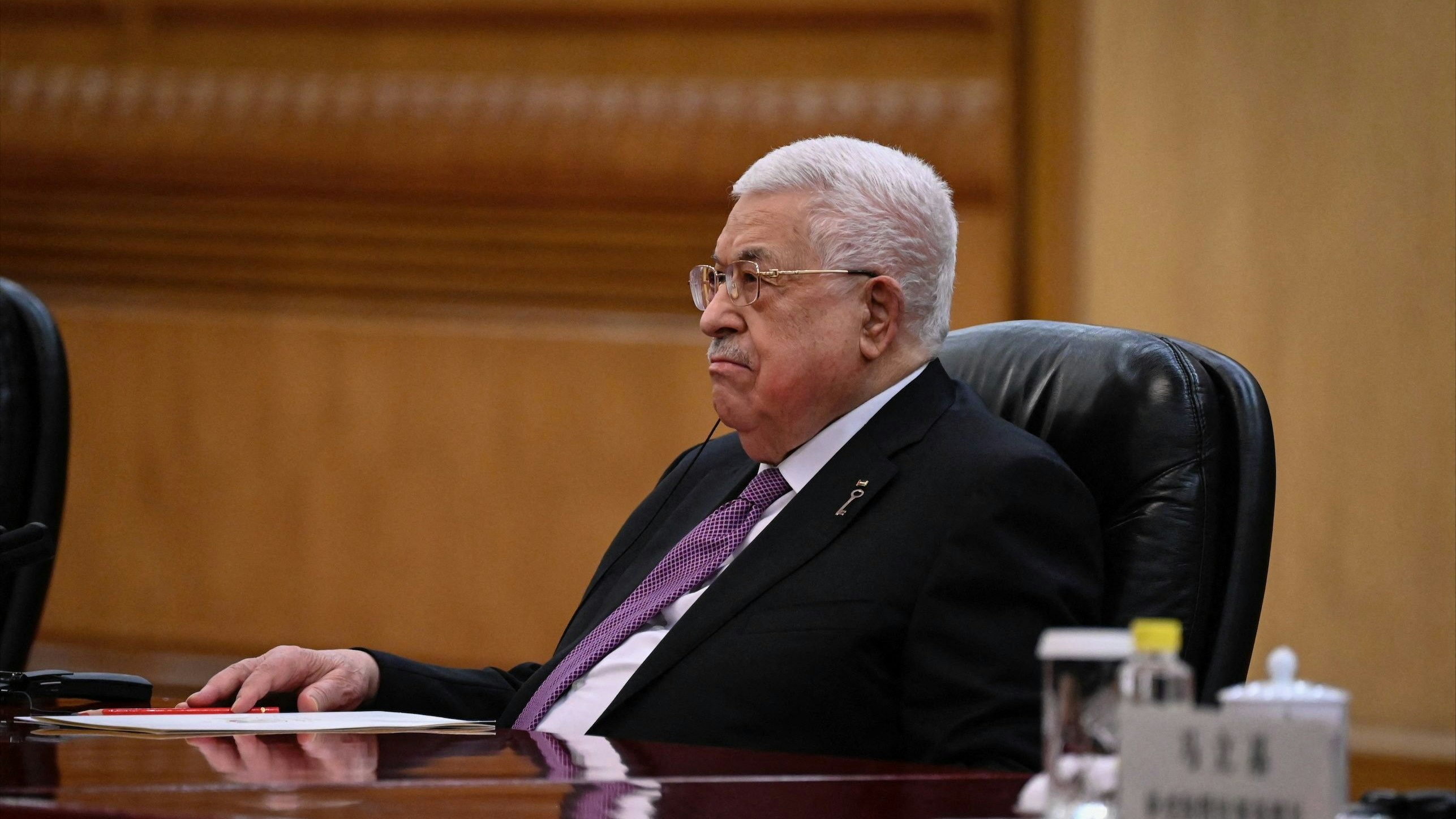 Die Palästinenserbehörde hat nach Angaben eines ranghohen Vertreters die von Israel und der islamistischen Palästinenserorganisation Hamas vereinbarte Waffenruhe begrüsst.