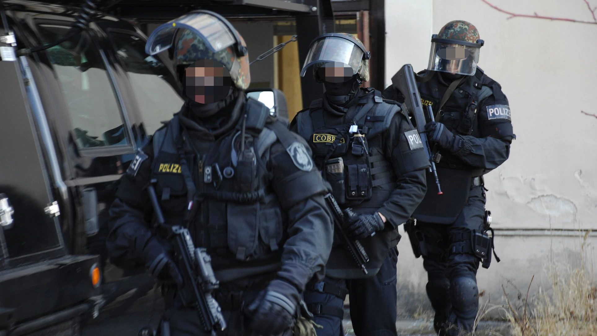 Das Einsatzkommando Cobra nahm den Tatverdächtigen fest.