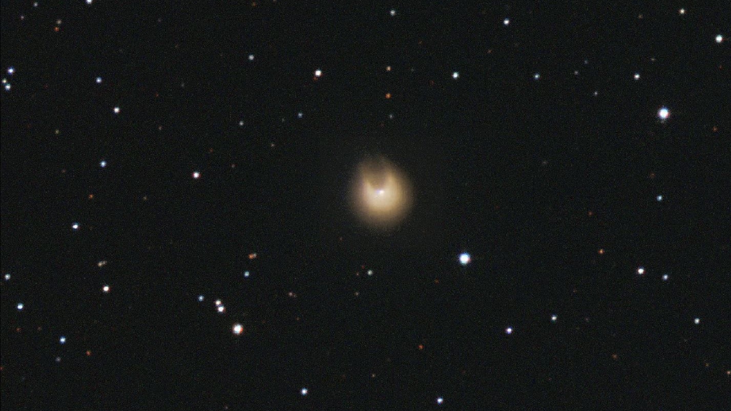 Für manche sieht er aus wie ein gehörnter Komet, andere sehen darin ein Star-Wars-Raumschiff.