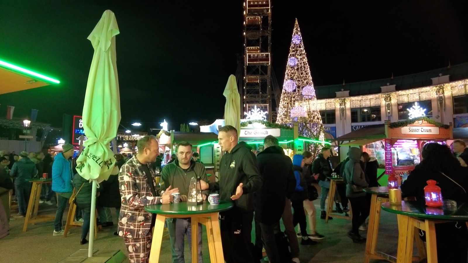 Mike Ritter versucht zu schlichten: Peter White ist stinksauer.