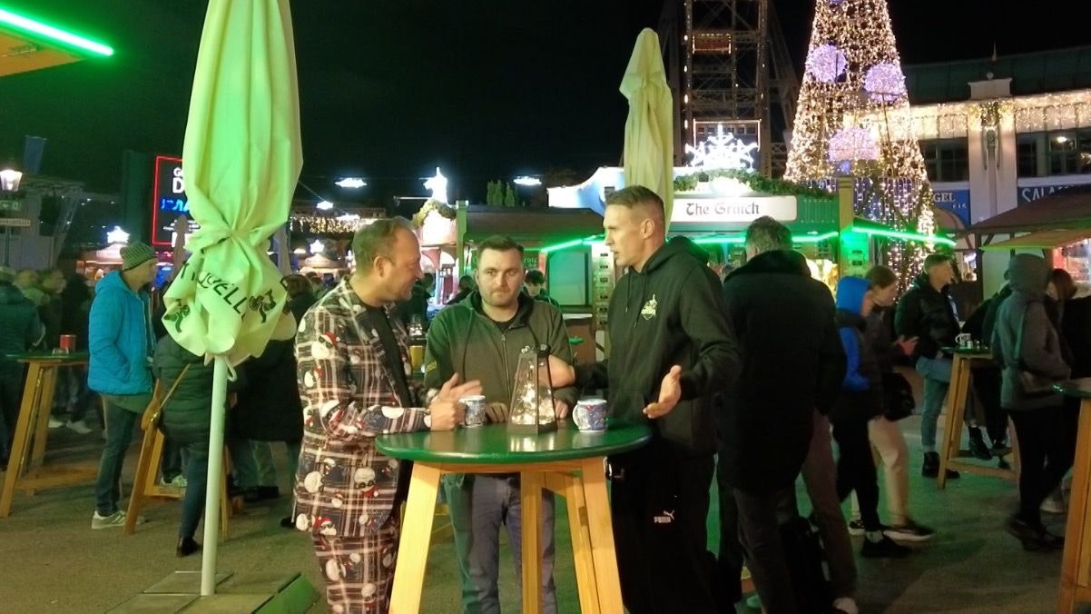 Mike Ritter versucht zu schlichten: Peter White ist stinksauer