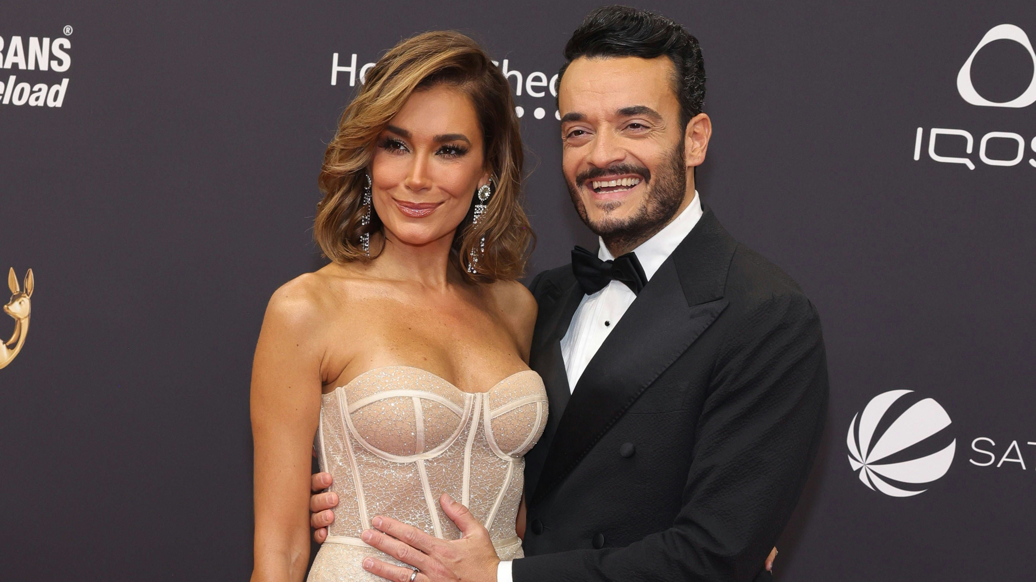 Giovanni Zarrella mit Ehefrau Jana Ina auf dem roten Teppich der Bambi-Verleihung 2023 in München.