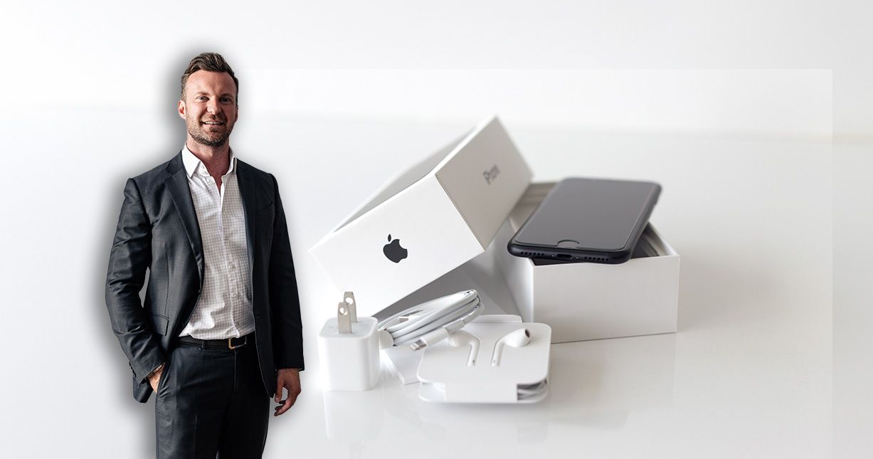 Anwalt Philipp Wolm boxte den Betrüger raus. Gemeinsam mit seiner Freundin hatte der Wiener zig iPhone-Deals gefaked, um an Drogen zu kommen.