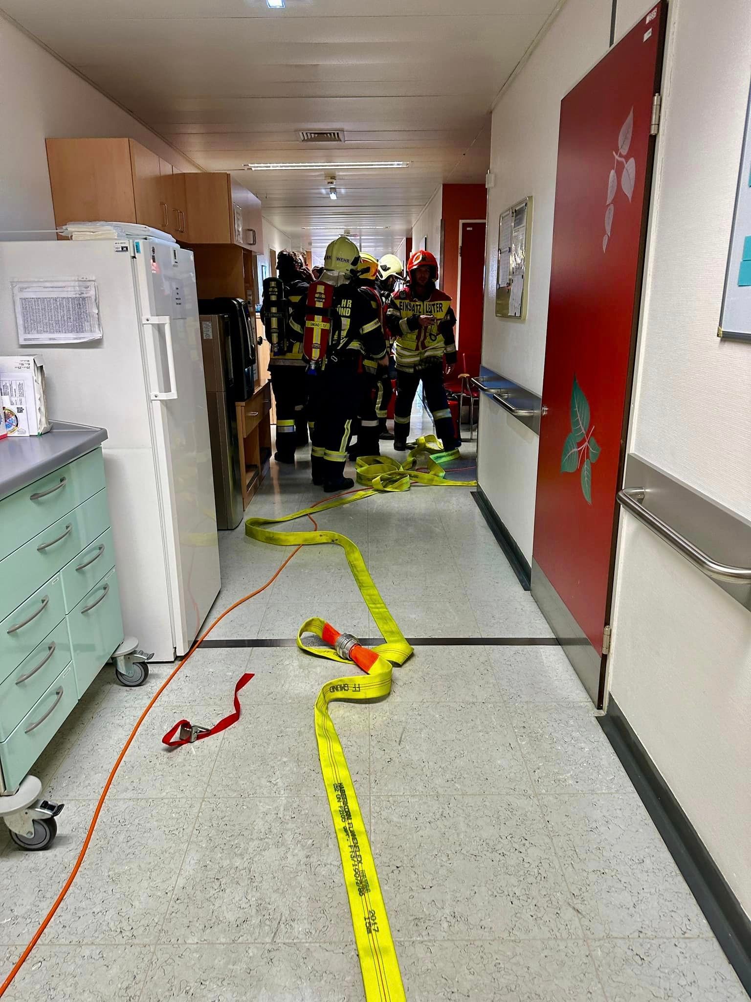 Die betroffene Station des Landesklinikums wurde evakuiert.