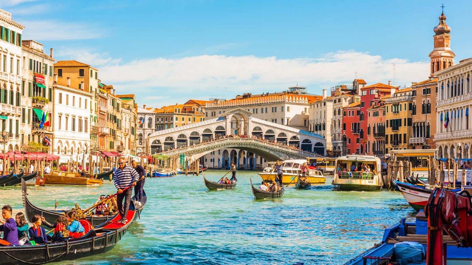 Venedig-Reisende müssen 2024 an 29 Testtagen eine Eintrittsgebühr bezahlen.