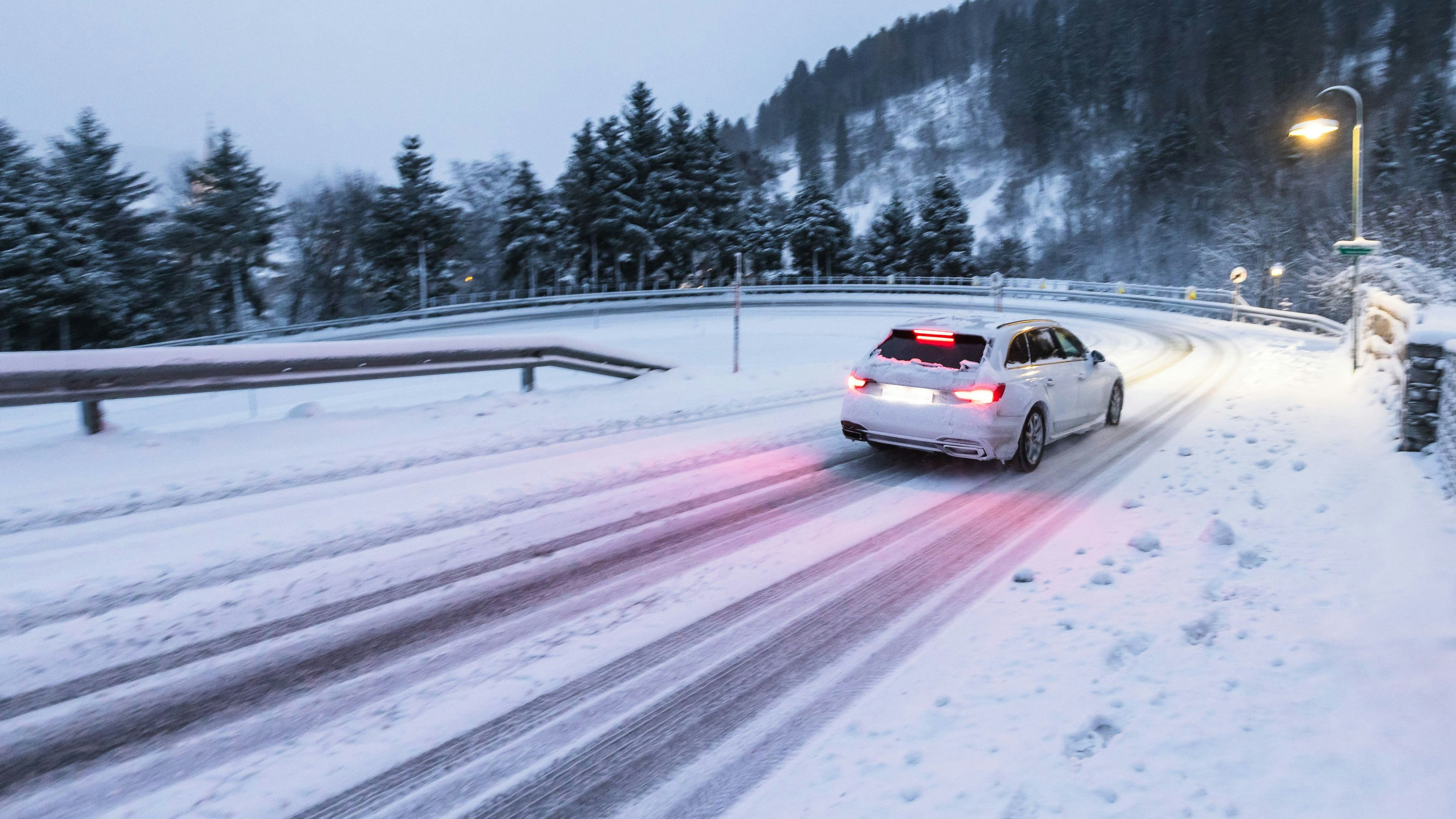 Das Tiefdruckgebiet Niklas sorgt nicht nur im oberen Ennstal für Schnee.