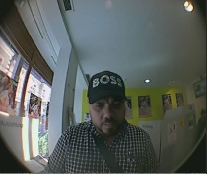 Hinweise (auch anonym) werden an das Kriminalreferat Liesing unter der Telefonnummer 01-31310-49800 erbeten.