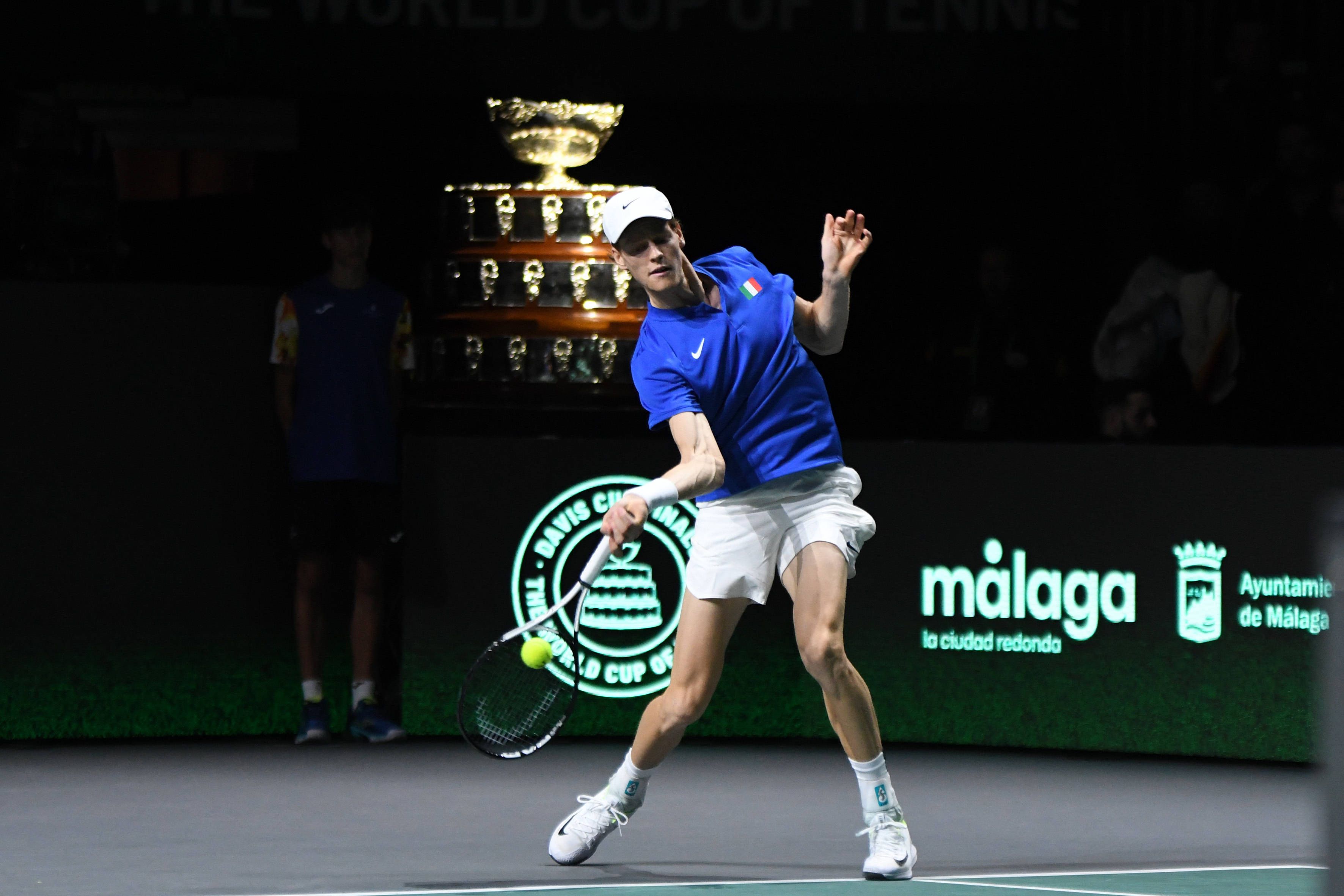 Jannik Sinner gewinnt den Davis Cup mit Italien.