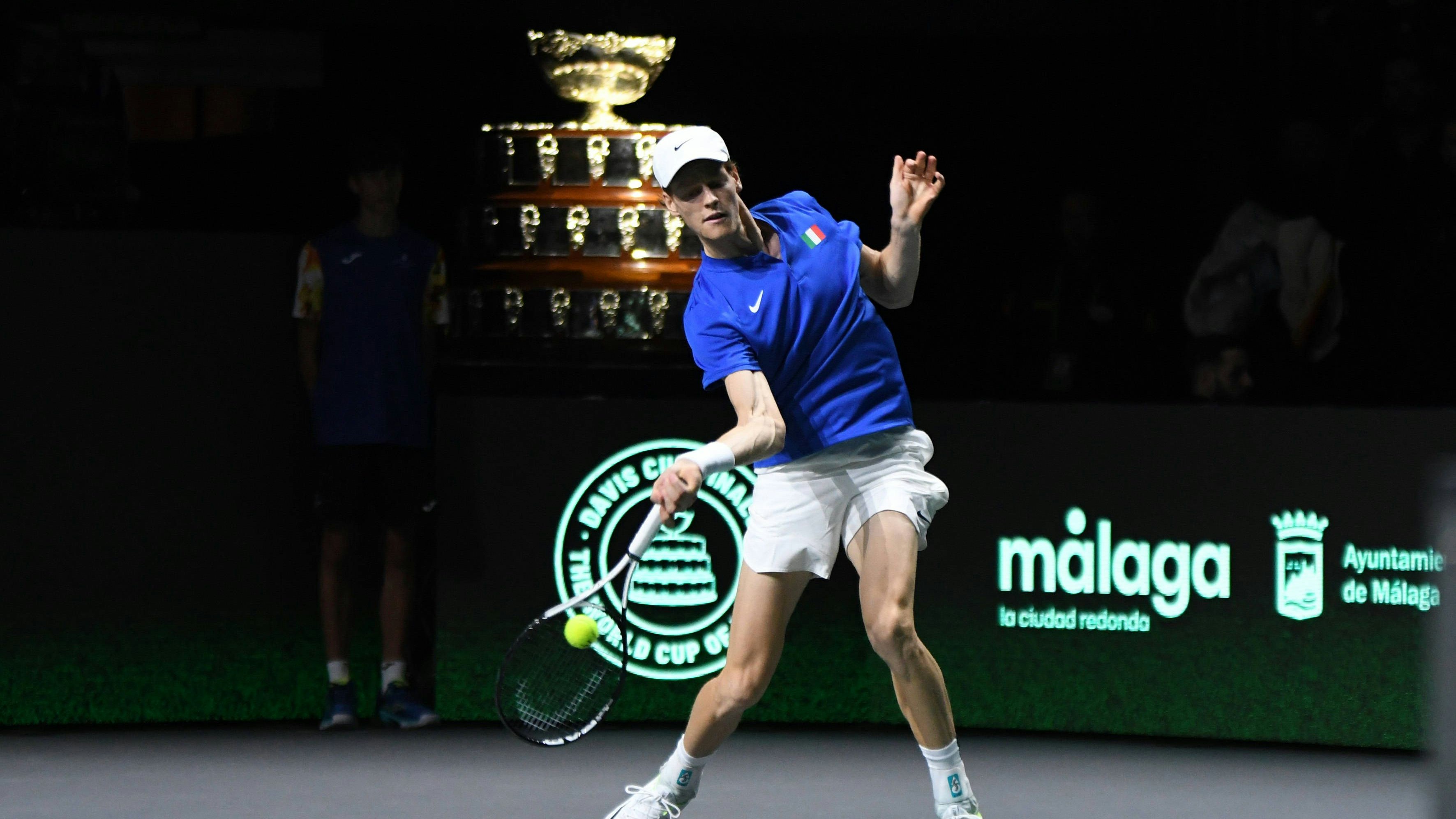 Jannik Sinner gewinnt den Davis Cup mit Italien.