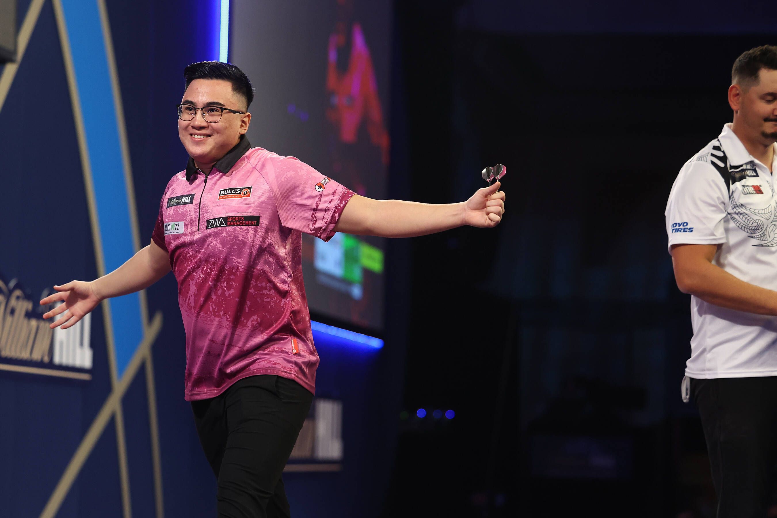 Rusty-Jake Rodriguez jubelt über das Final-Ticket.