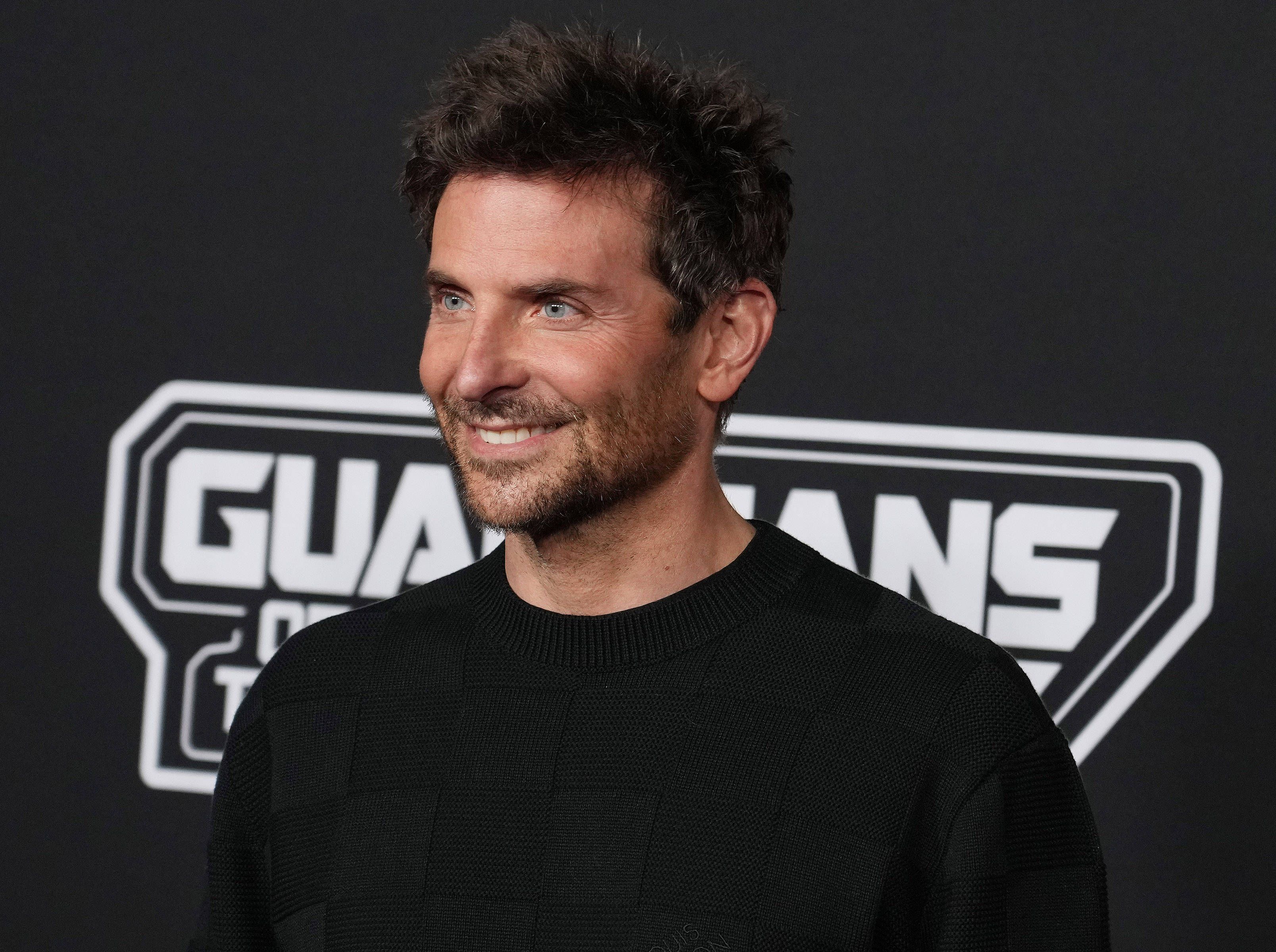 Bradley Cooper krempelte selbst die Ärmel hoch und stellte sich an den Grill seines neuen Foodtrucks.