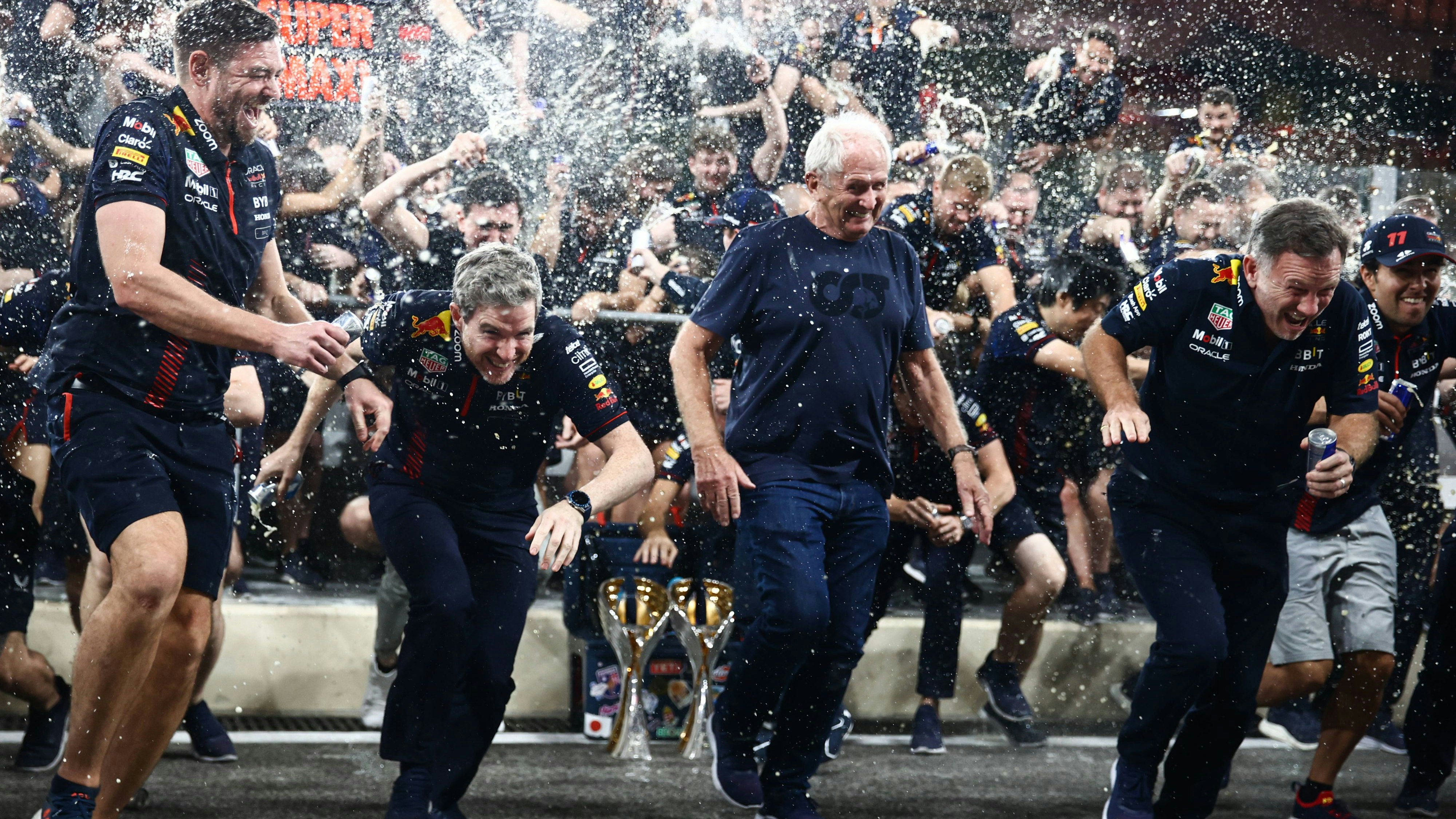 Die Feierlichkeiten bei Red Bull begannen gleich nach dem Ende des Rennens.