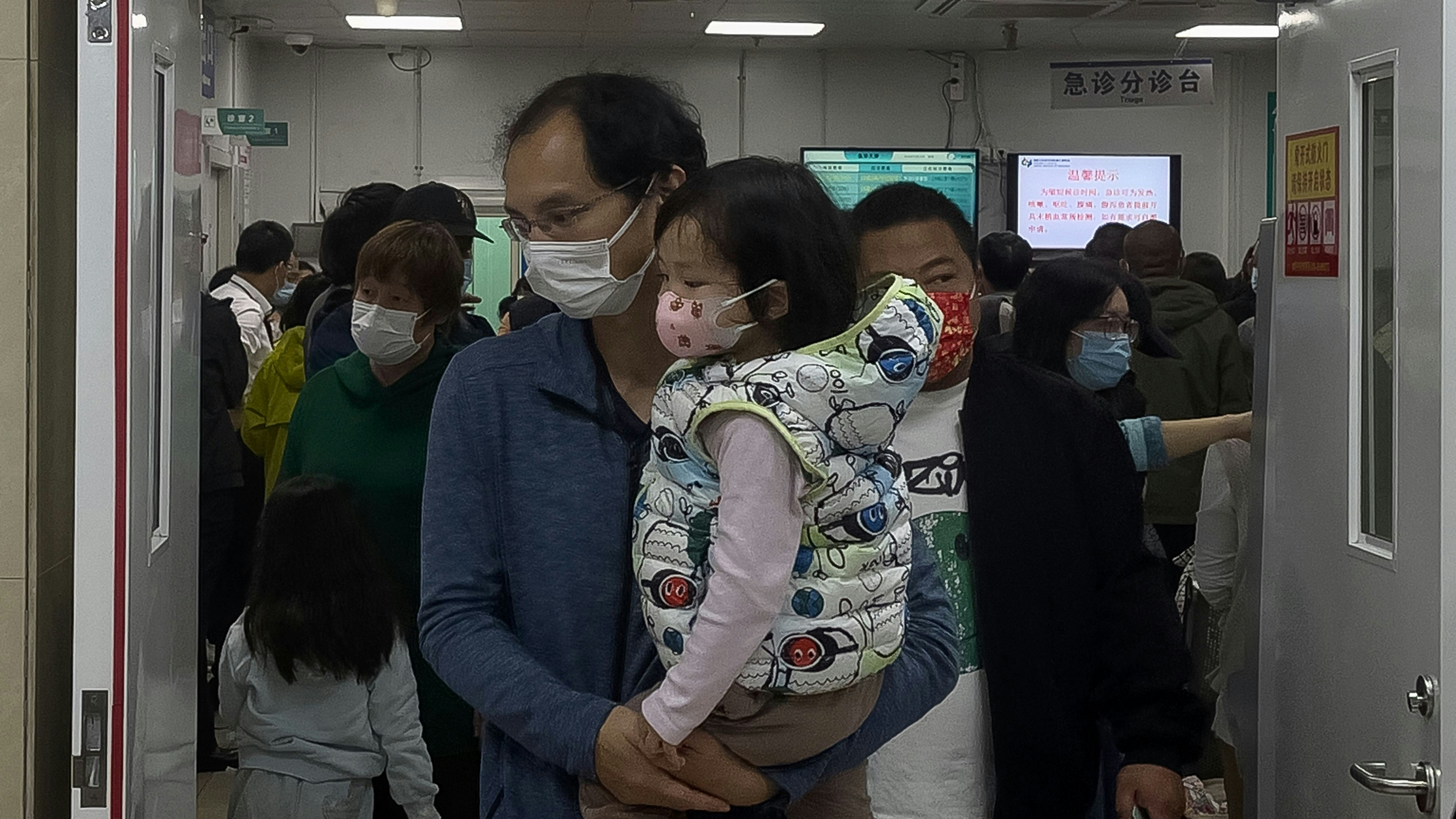 Eine besorgniserregende Häufung von Atemwegserkrankungen und Lungenentzündungen in China sorgte für Wirbel.