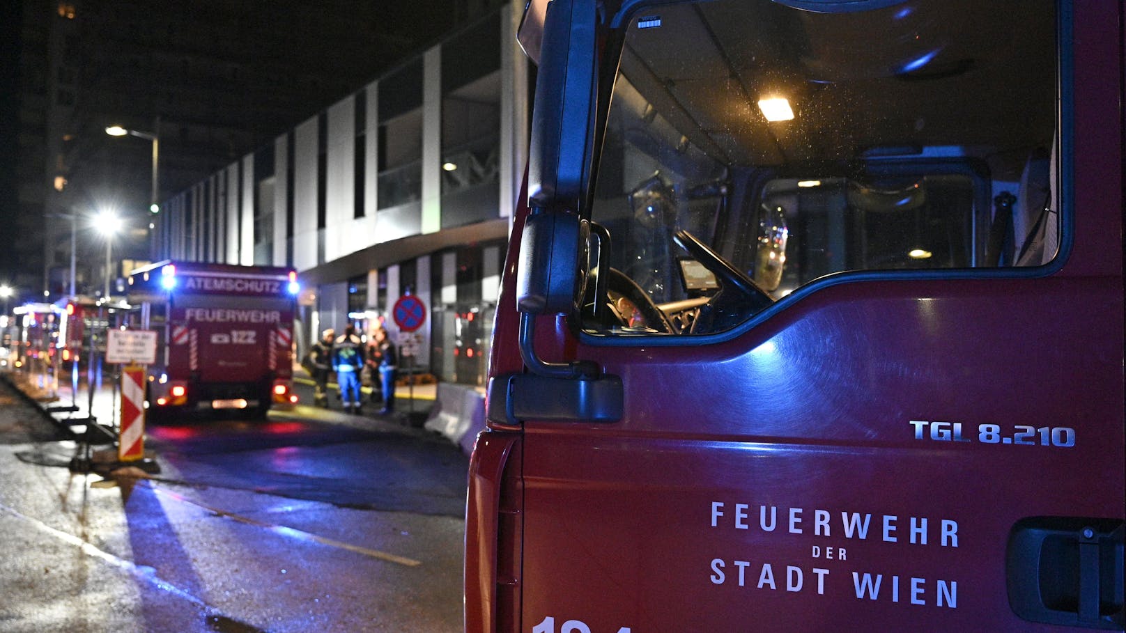 Feuer-Inferno in Wiener Wohnheim – Frau (68) tot