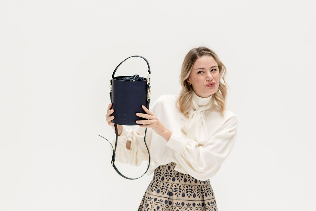 Die neue LUNA BAG ist das Trend-Piece aus dem Hause Consches. Das Wiener Label präsentiert das neue Taschenmodell gleich in drei Farben.