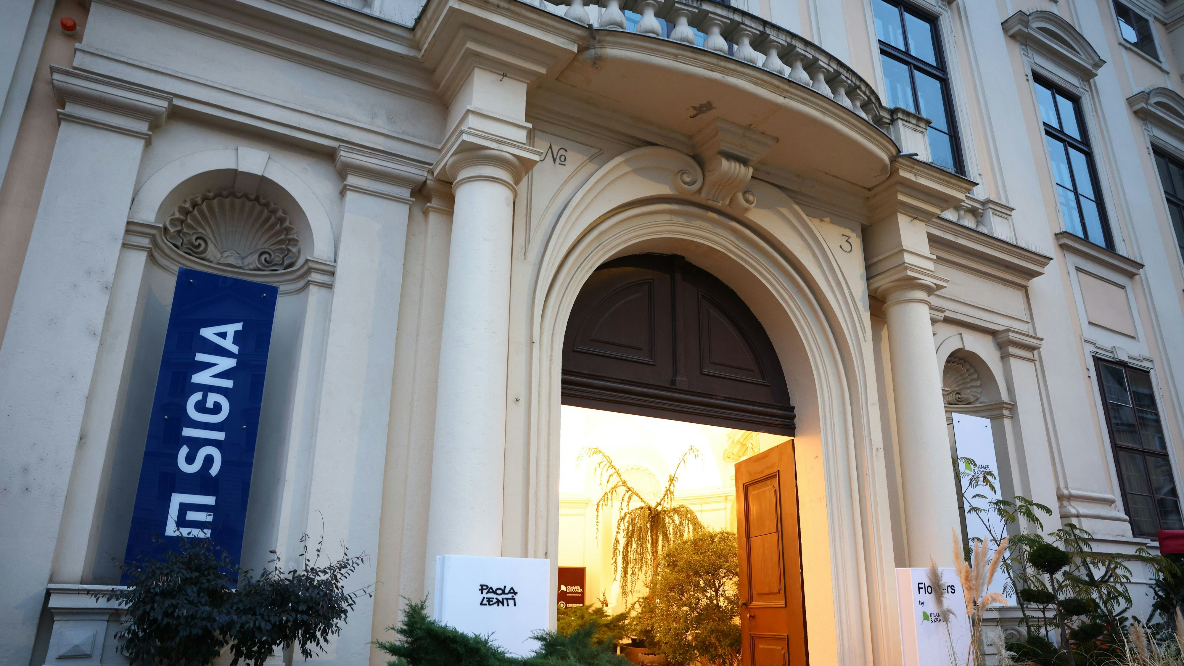 Die Signa-Zentrale im Palais Harrach auf der Freyung in Wien. Die Mietverträge wurden bereits aufgelöst.