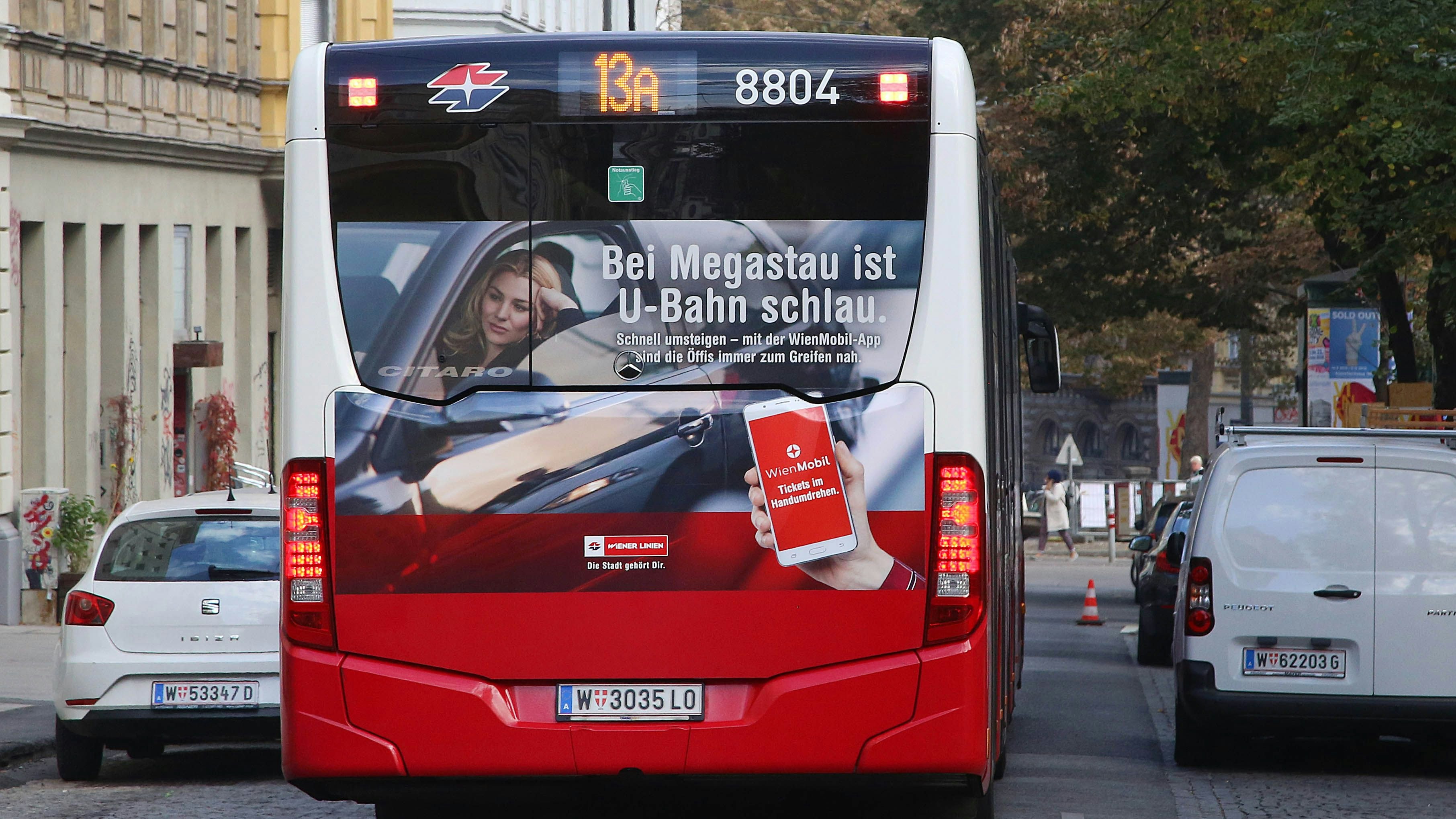 Die Buslinie 13A wird an den betroffenen Tagen kurzgeführt.