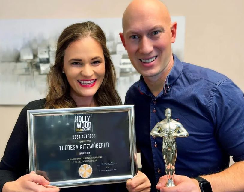 Theresa und Christian Kitzwögerer freuen sich über ihren Erfolg.