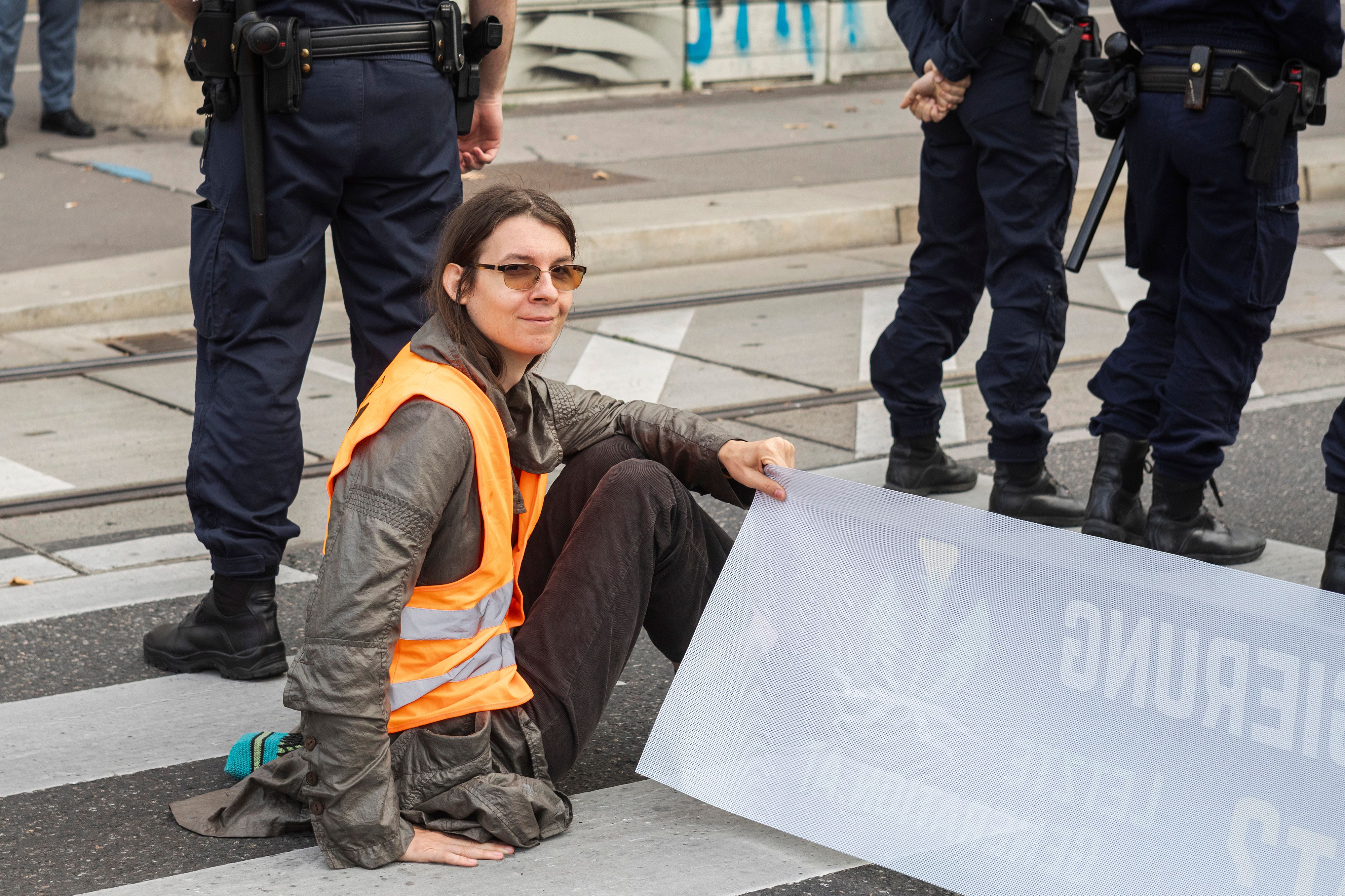 Klima-Kleber-Mastermind Martha Krumpeck zieht sich aus dem Kernteam der Letzten Generation zurück. (Archivbild)