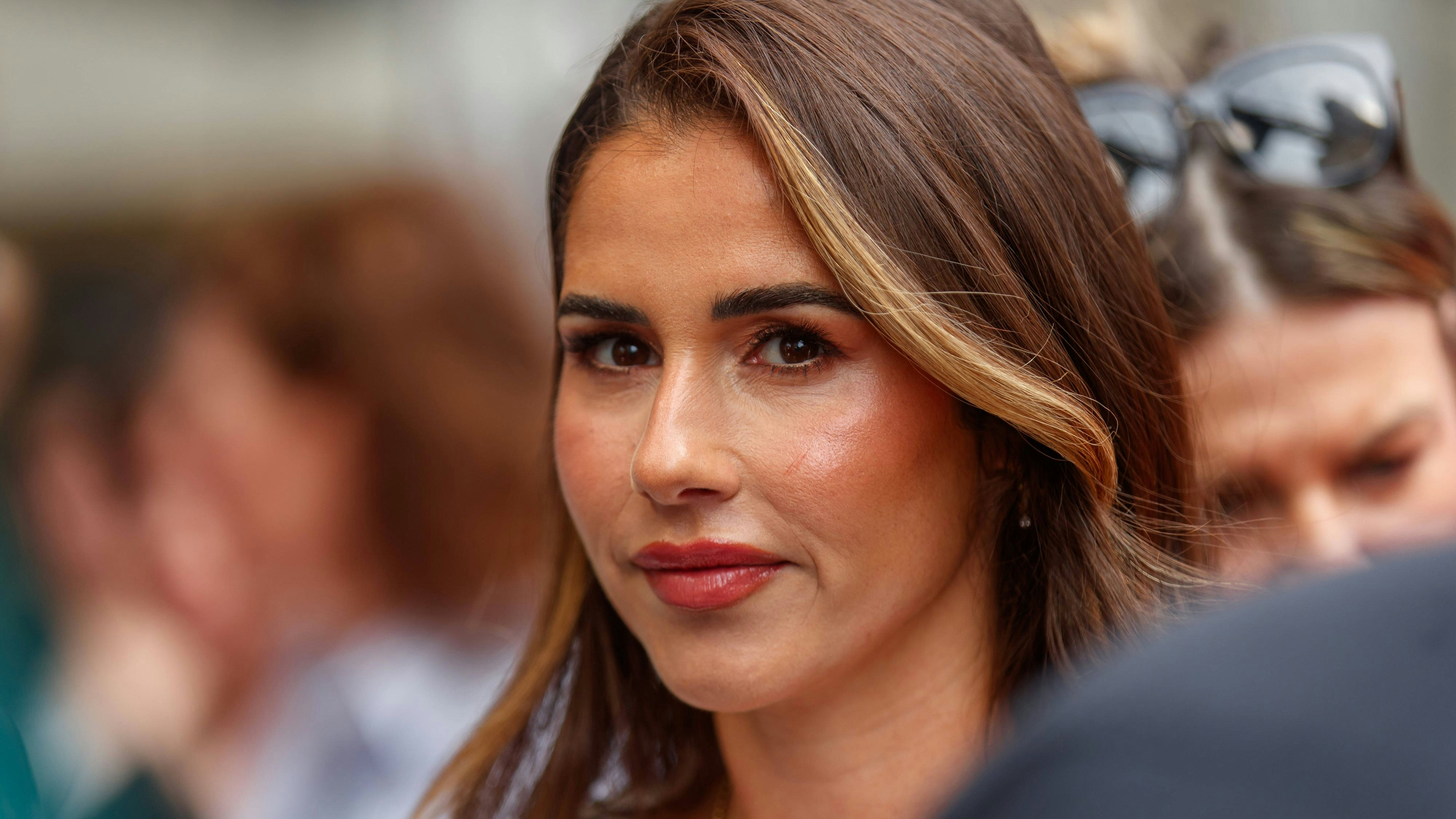 Sängerin Sarah Engels gewährt ihren Fans einen Einblick in ihre düstere Vergangenheit. 