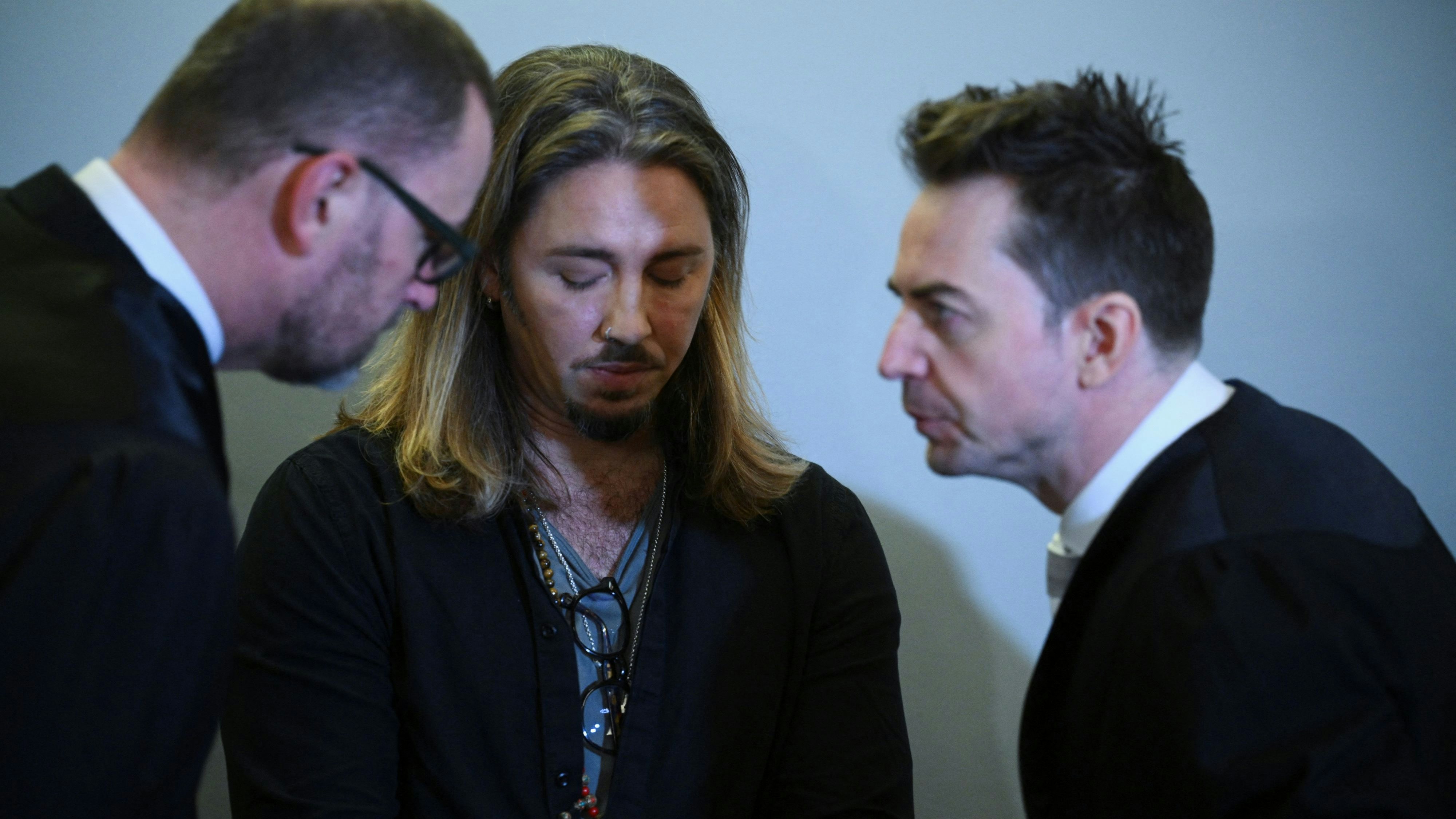 Gil Ofarim hat zugegeben, dass seine Behauptungen nicht gestimmt haben.