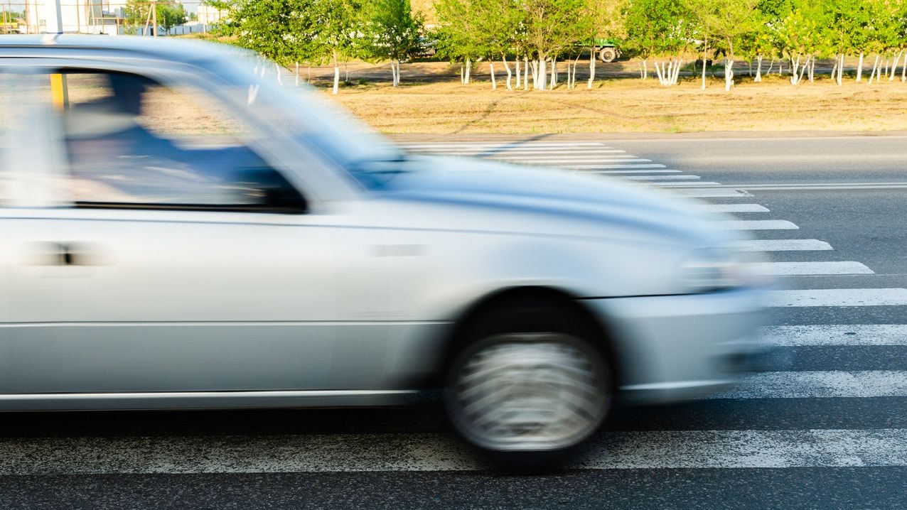 Heute.at - Mutter und Kind auf Zebrastreifen von Auto erfasst
