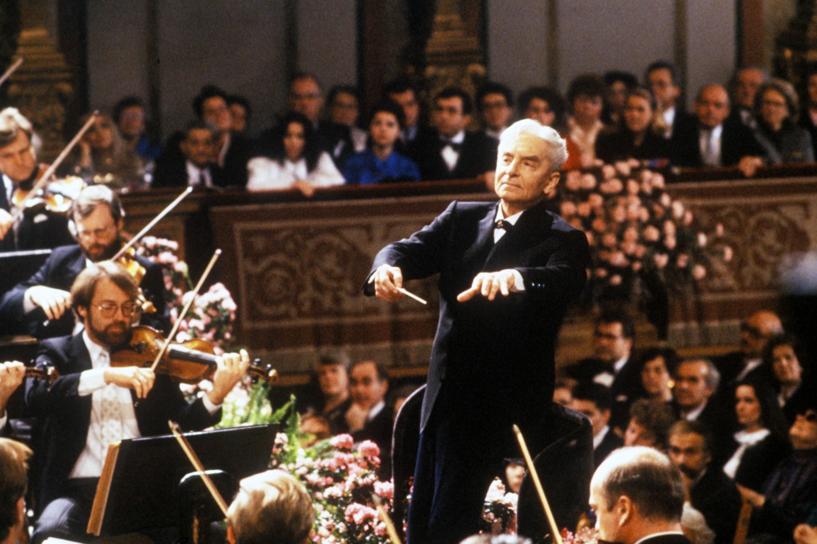Zu Beginn seiner Karriere war <strong>Herbert von Karajan</strong> Generalmusikdirektor in Aachen. (Bild: Neujahrskonzert 1987)