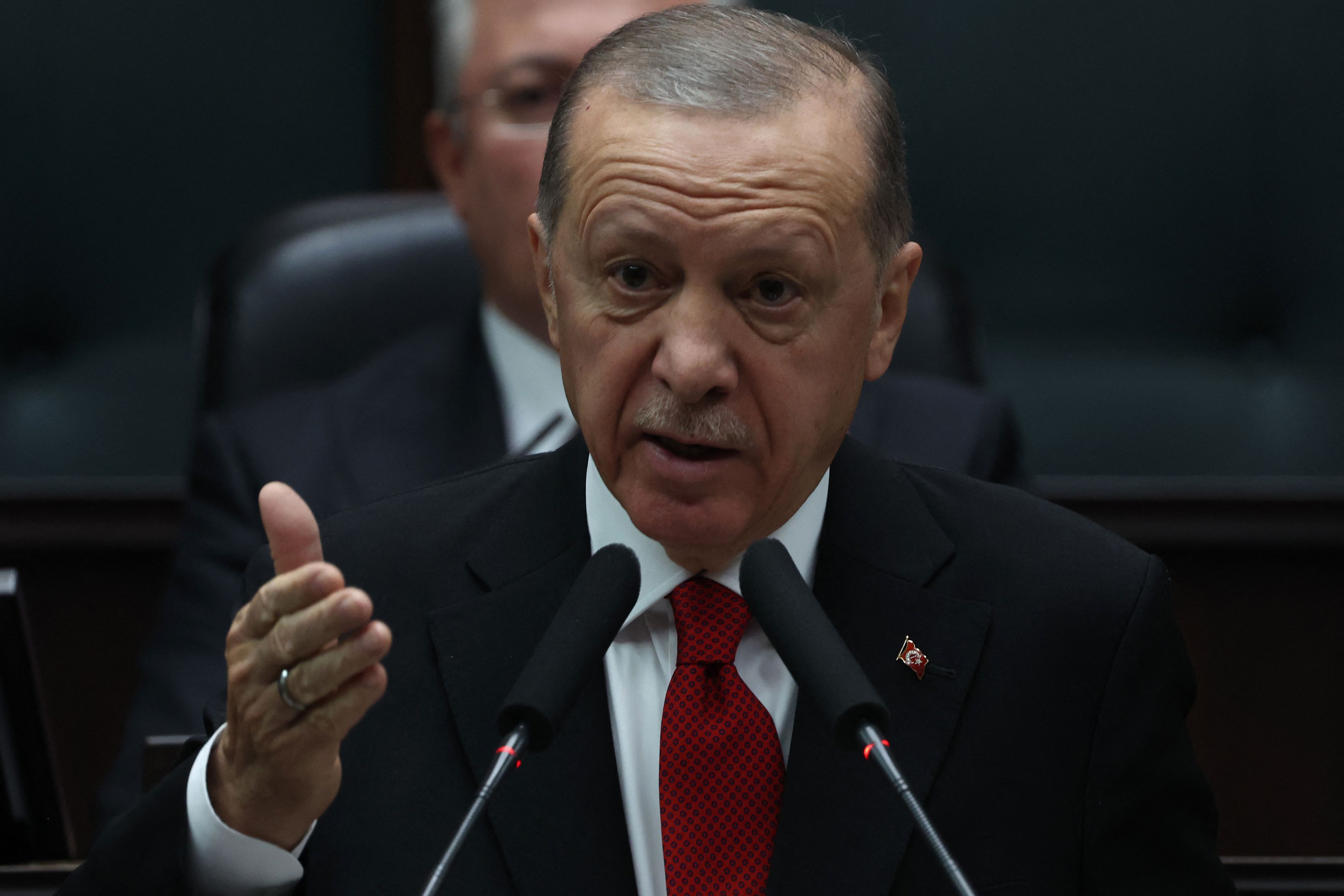 Recep Tayyip Erdogan warf bei einer Ansprache im Parlament Israels Regierungschef Benjamin Netanjahu vor, Antisemitismus zu fördern.