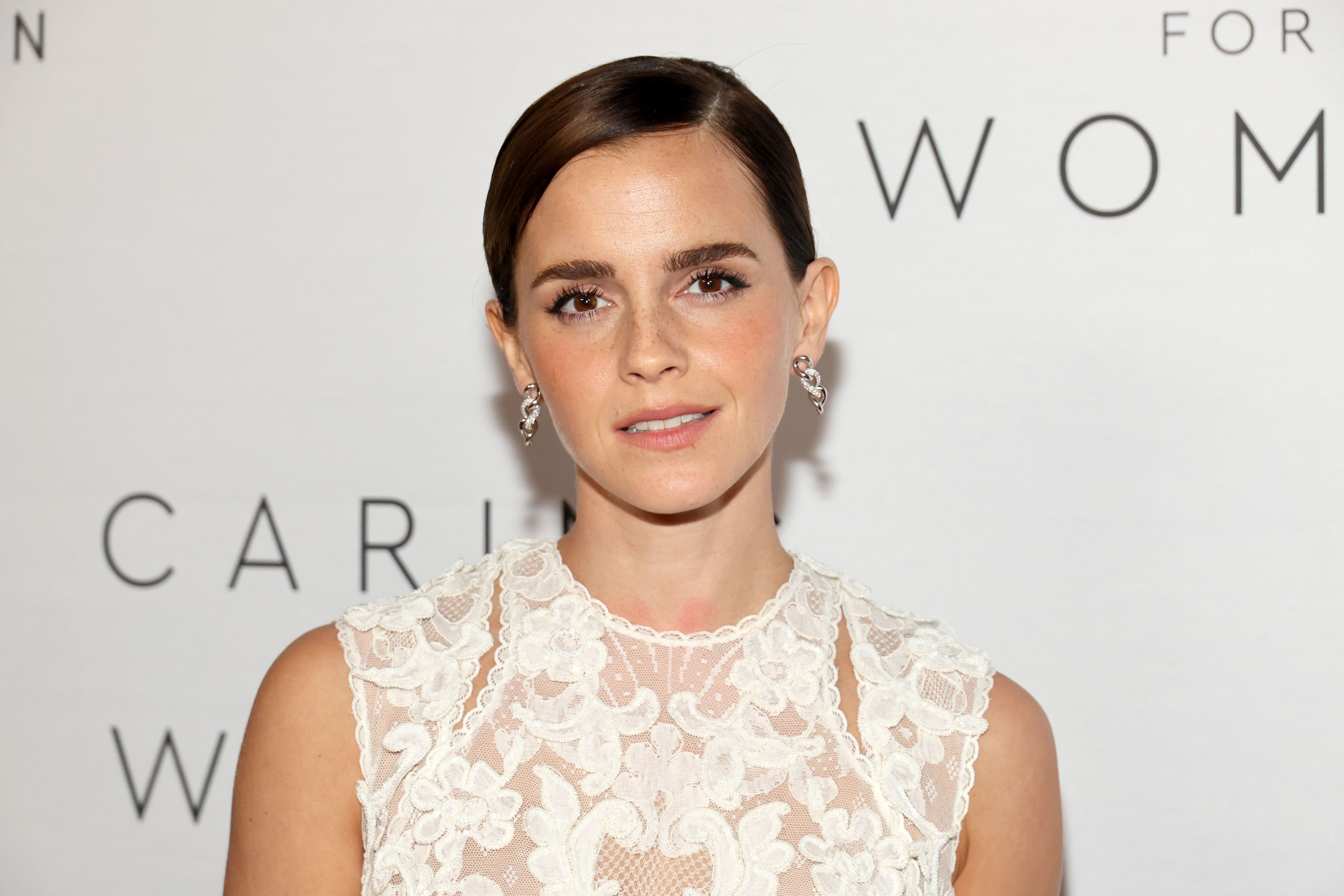 Emma Watson ist dafür bekannt, eher wenig nackte Haut zu zeigen.