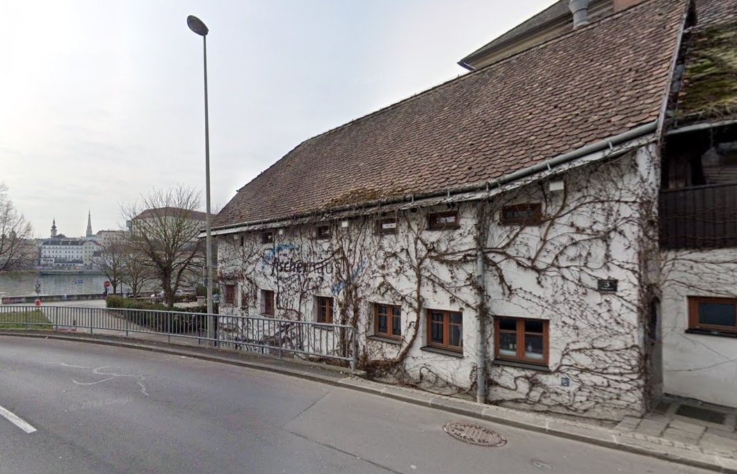 Der beliebte Wirt an der Donaulände in Linz ist pleite. Corona und die Teuerungswelle haben dazu geführt.