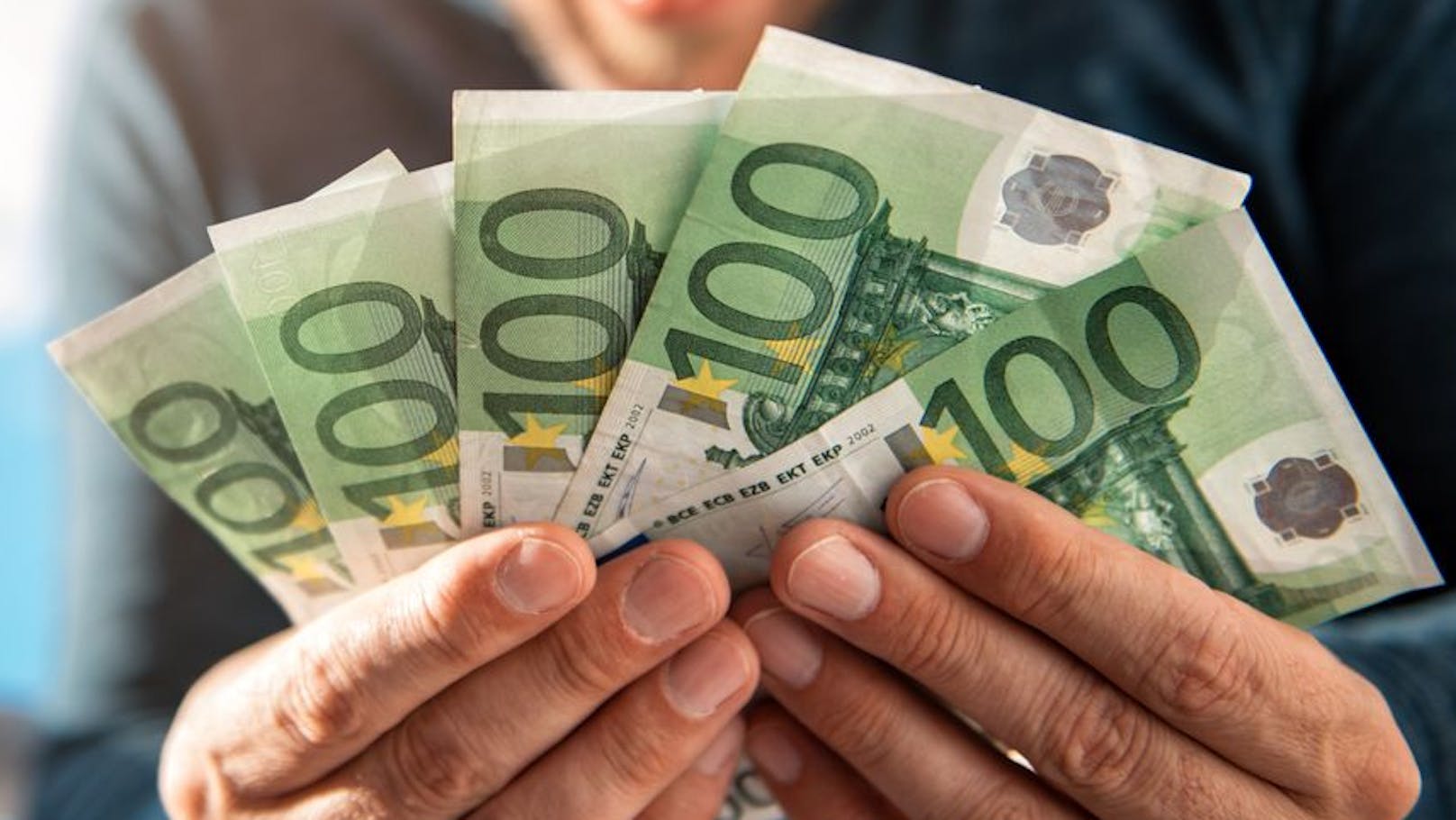Finanz fordert jetzt von Zehntausenden 500 Euro zurück