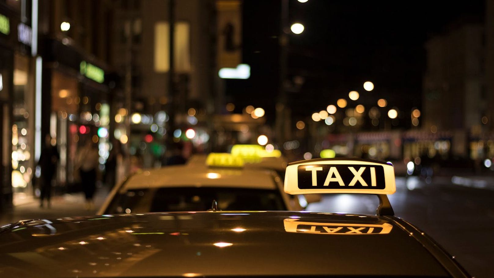 Frau (24) steigt in Taxi ein – dann eskaliert alles