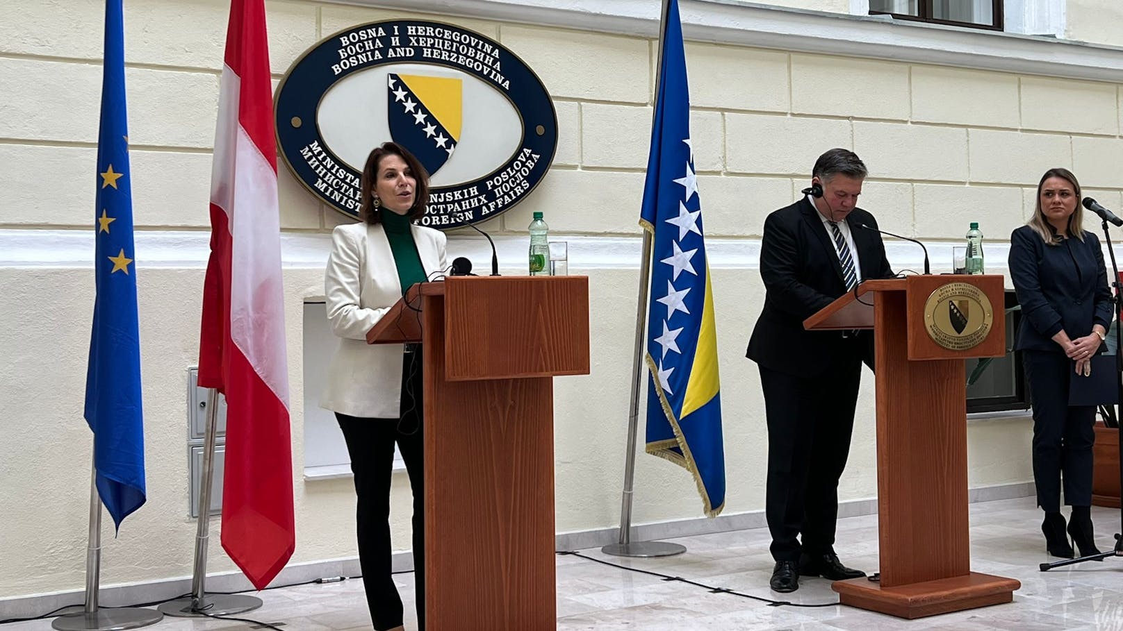 "Brauchen keine Märchen" – Ministerin mit Balkan-Ansage