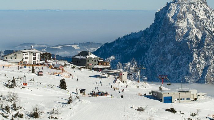 Am malerischen Feuerkogel in Ebensee liegt die Chrostophorushütte auf rund 1.600 Metern Seehöhe. 