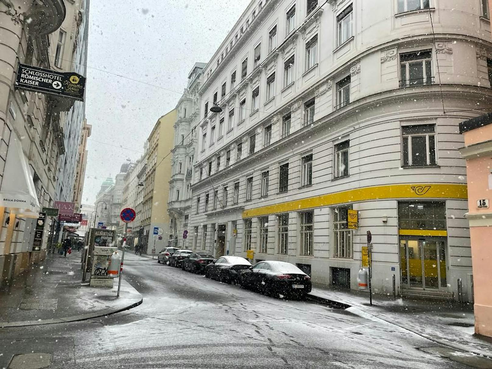 Der Schnee ist schön anzuschauen.