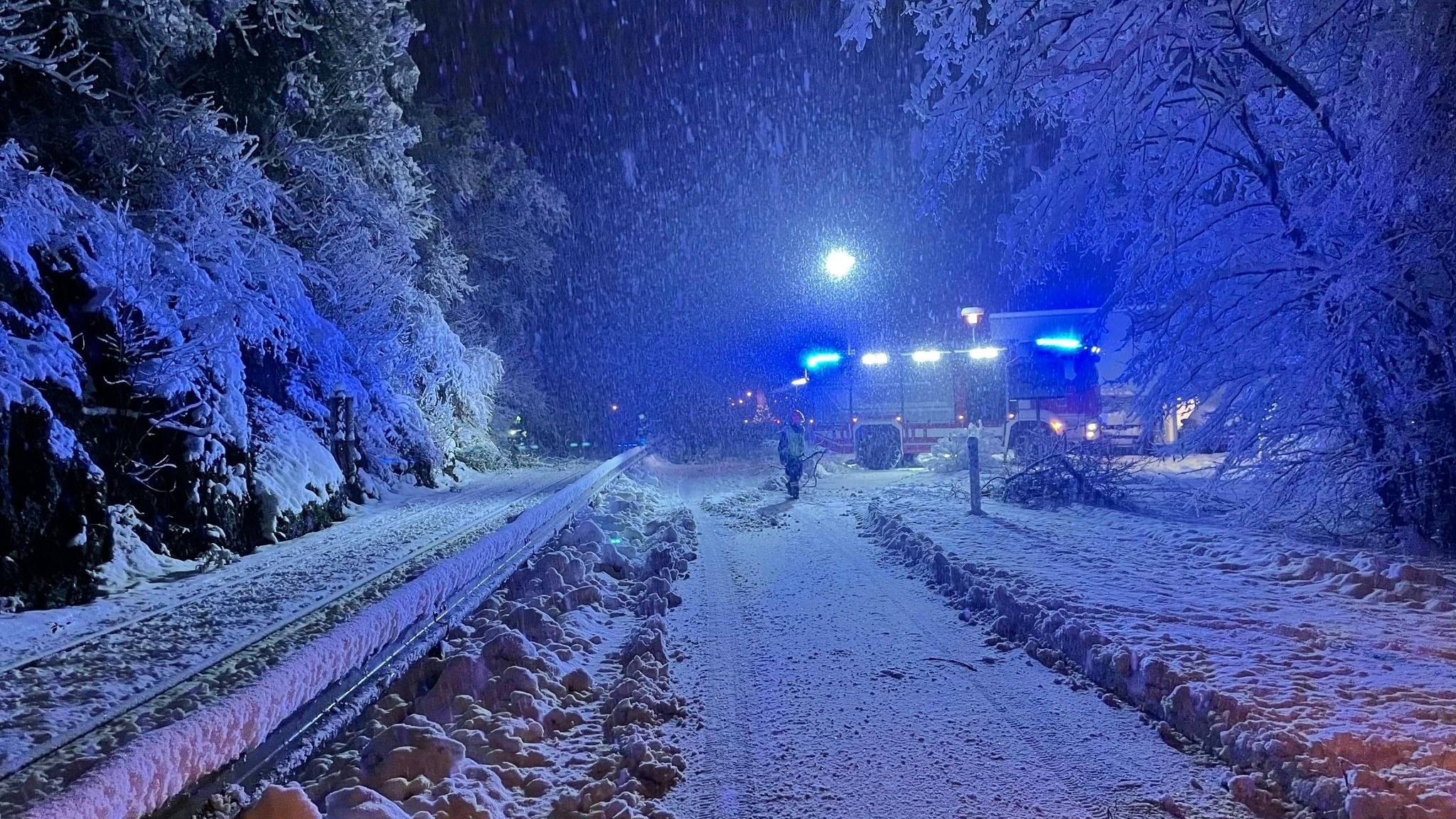 Die Freiwillige Feuerwehr Walding stand am Samstag im Dauereinsatz. 