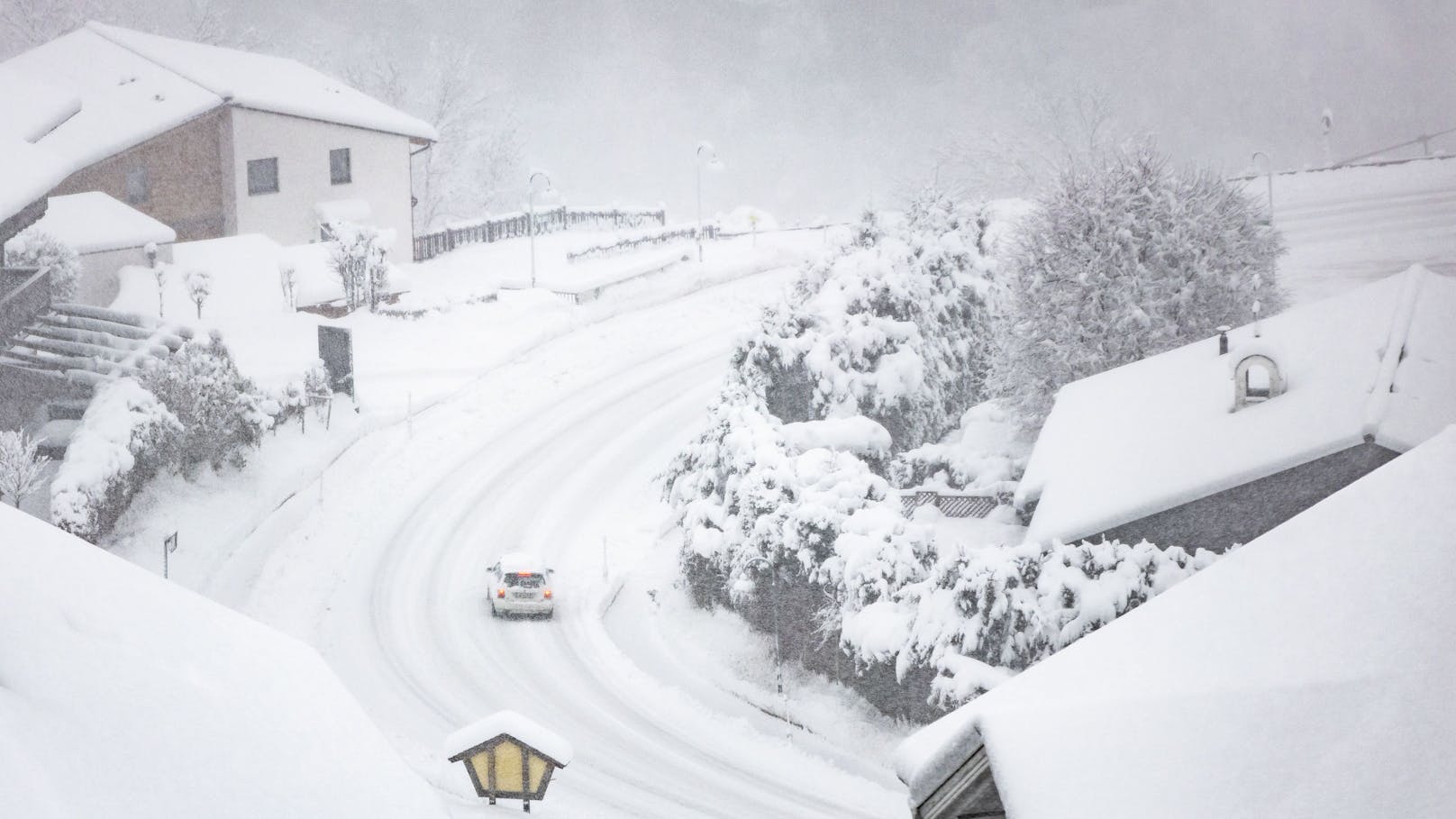 Warnstufe ROT! Schnee-Hammer trifft jetzt Österreich
