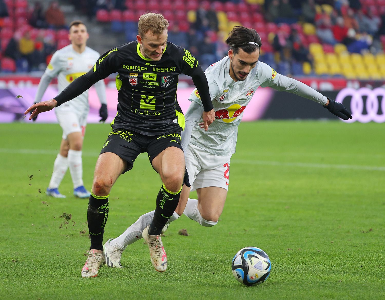 Salzburg ringt Wolfsberg nieder.