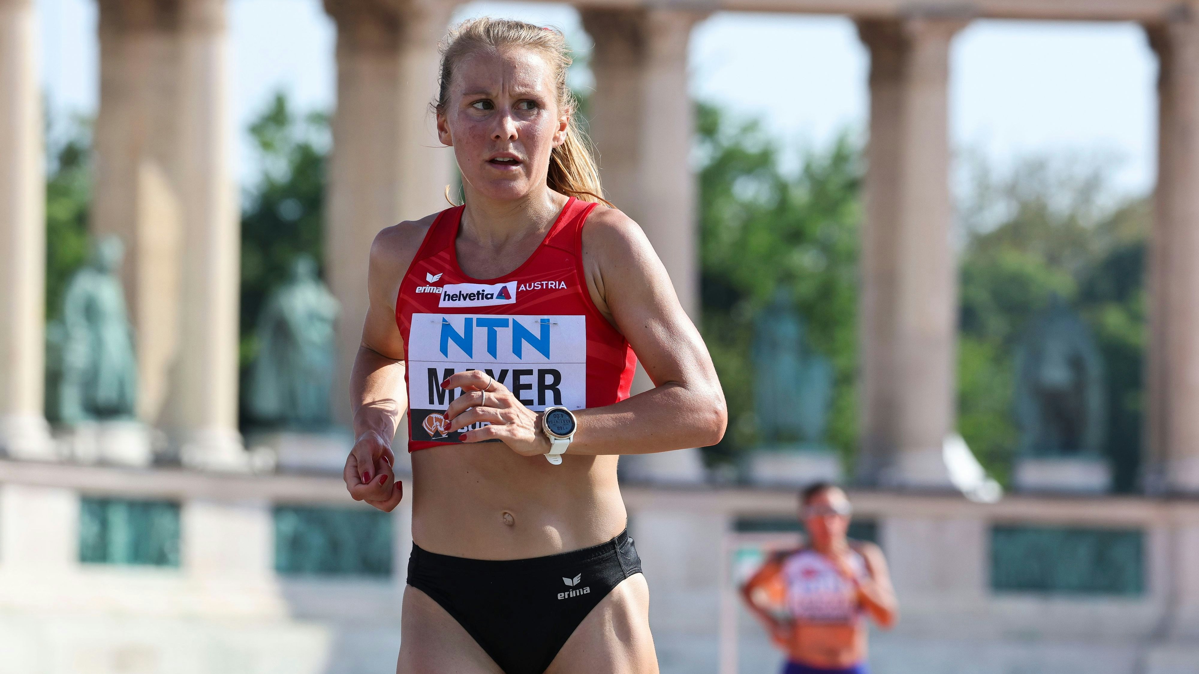 Julia Mayer lief in Valencia neuen österreichischen Rekord.