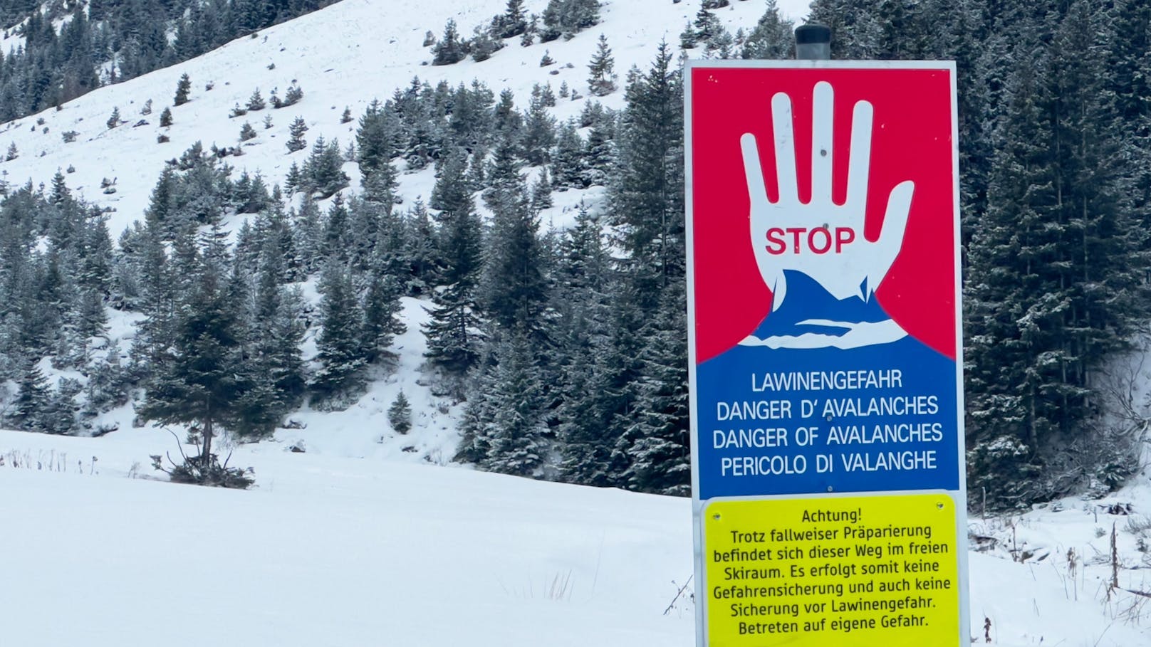 Skifahrer von Lawine verschüttet – tot