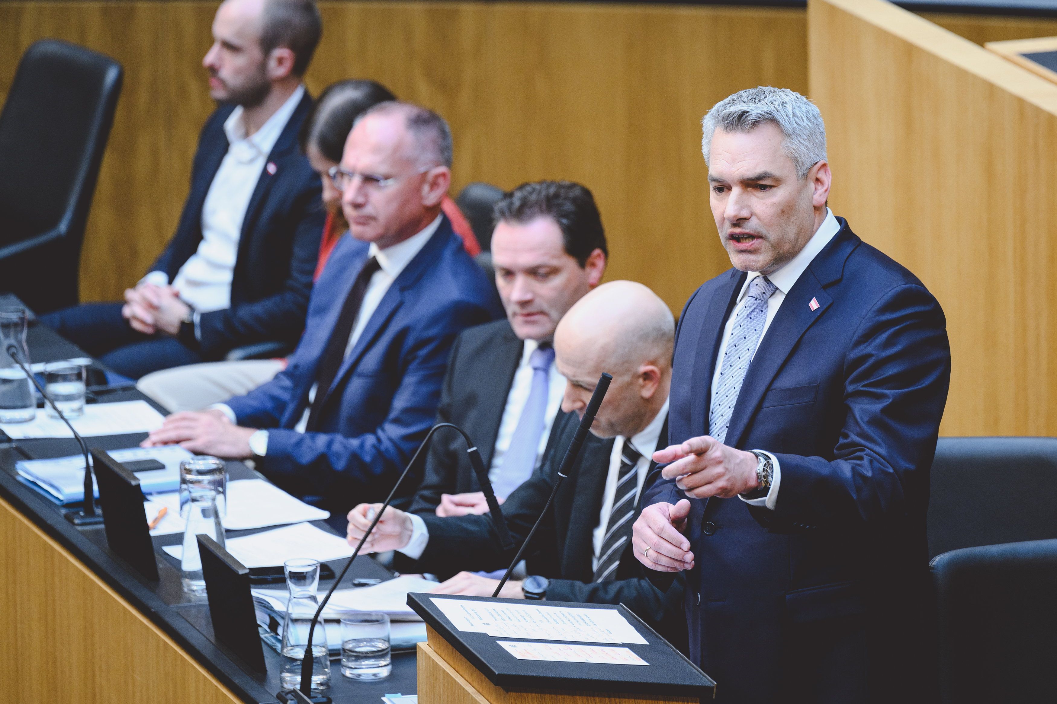 Kanzler, Minister – So Viel Verdienen Jetzt Politiker | Heute.at