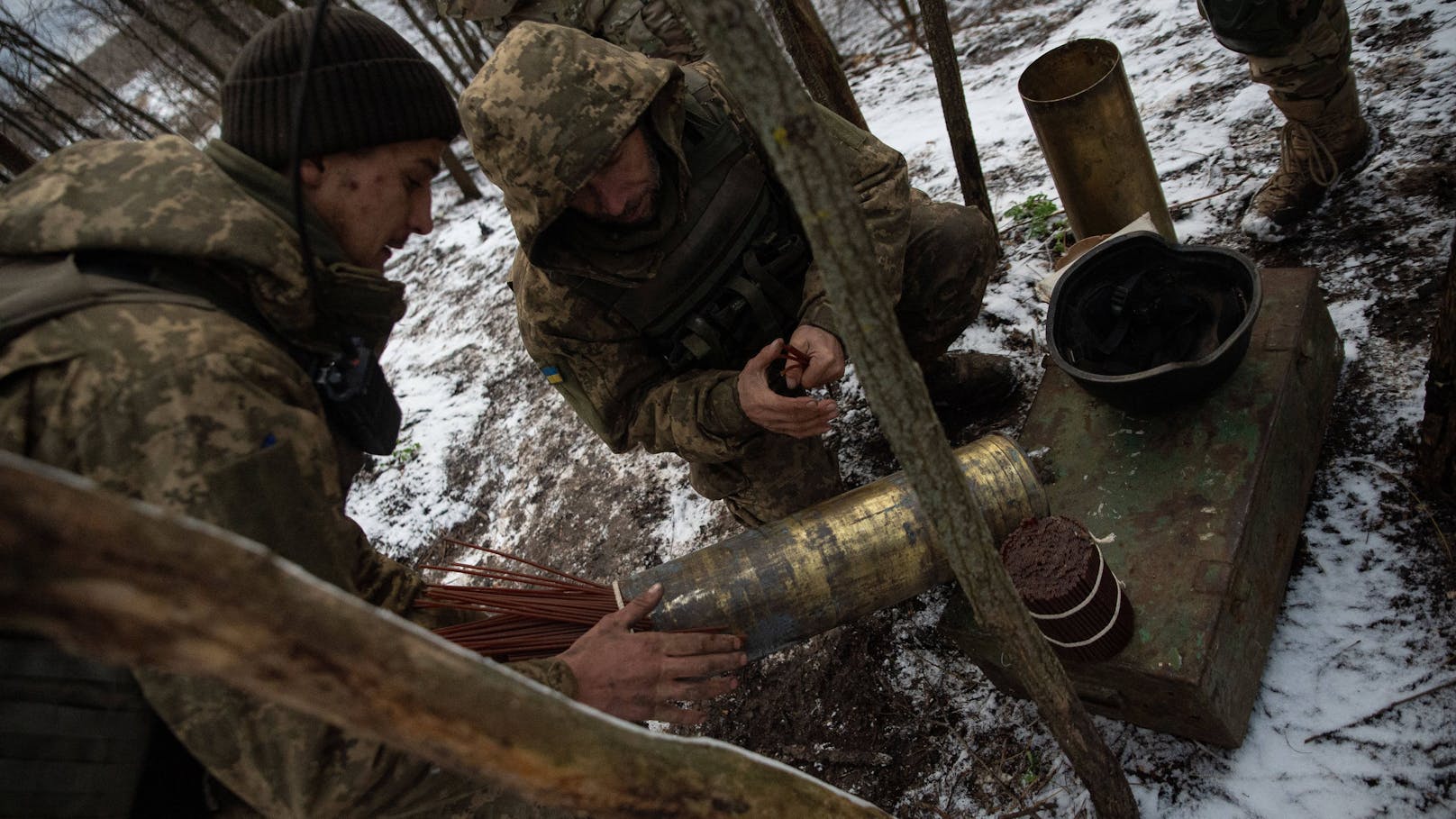 Wintereinbruch an der Ukraine-Front bei Kupjansk, 27. November 2023: Trotz Eis und Schnee wird weitergekämpft.