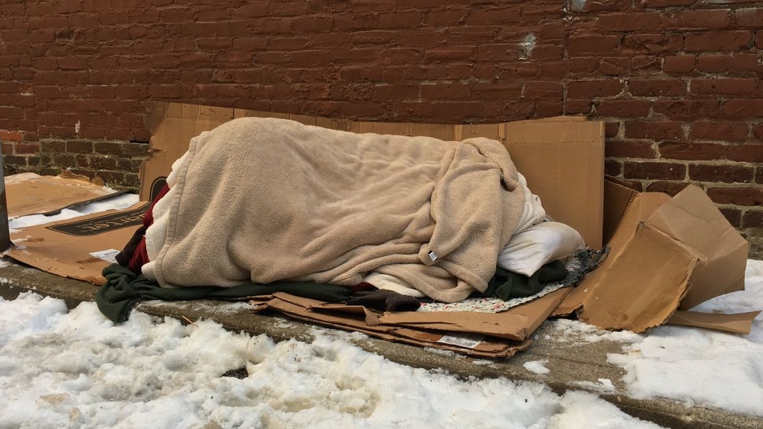 Der Winter in Wien wird für viele Obdachlose zur Herausforderung. Das Caritas-Kältetelefon hilft.