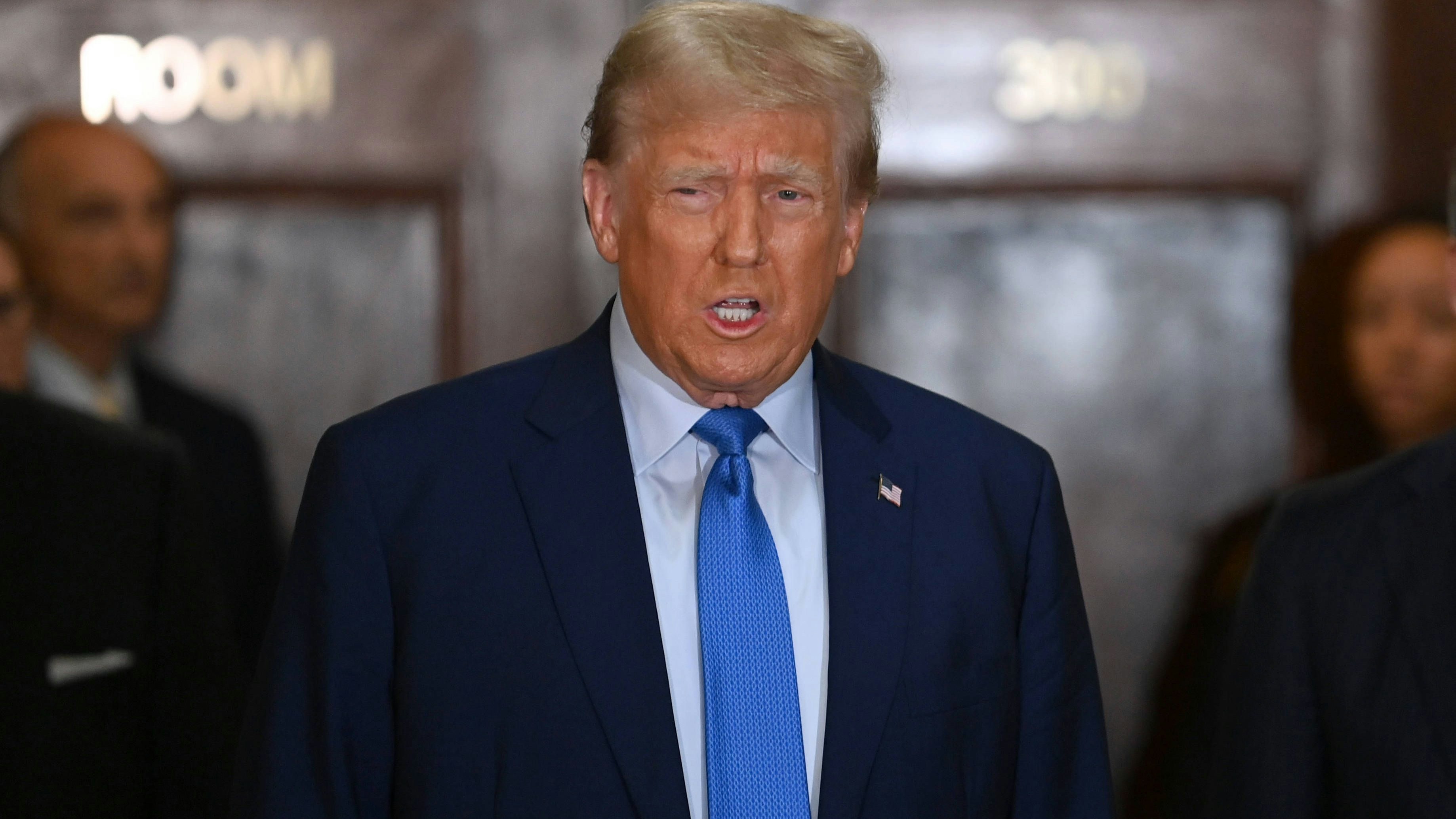 Donald Trump fordert von den europäischen Staaten, dass sie ihre Rüstungsausgaben stark erhöhen.