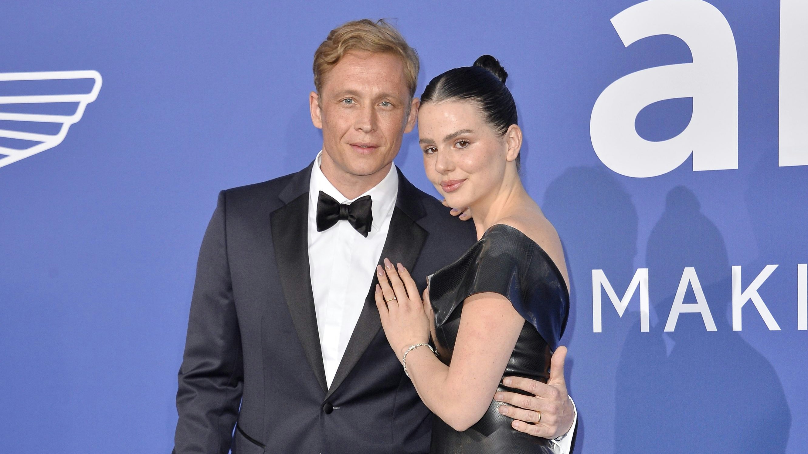 Ob Freundin Ruby O. Fee damit einverstanden war?