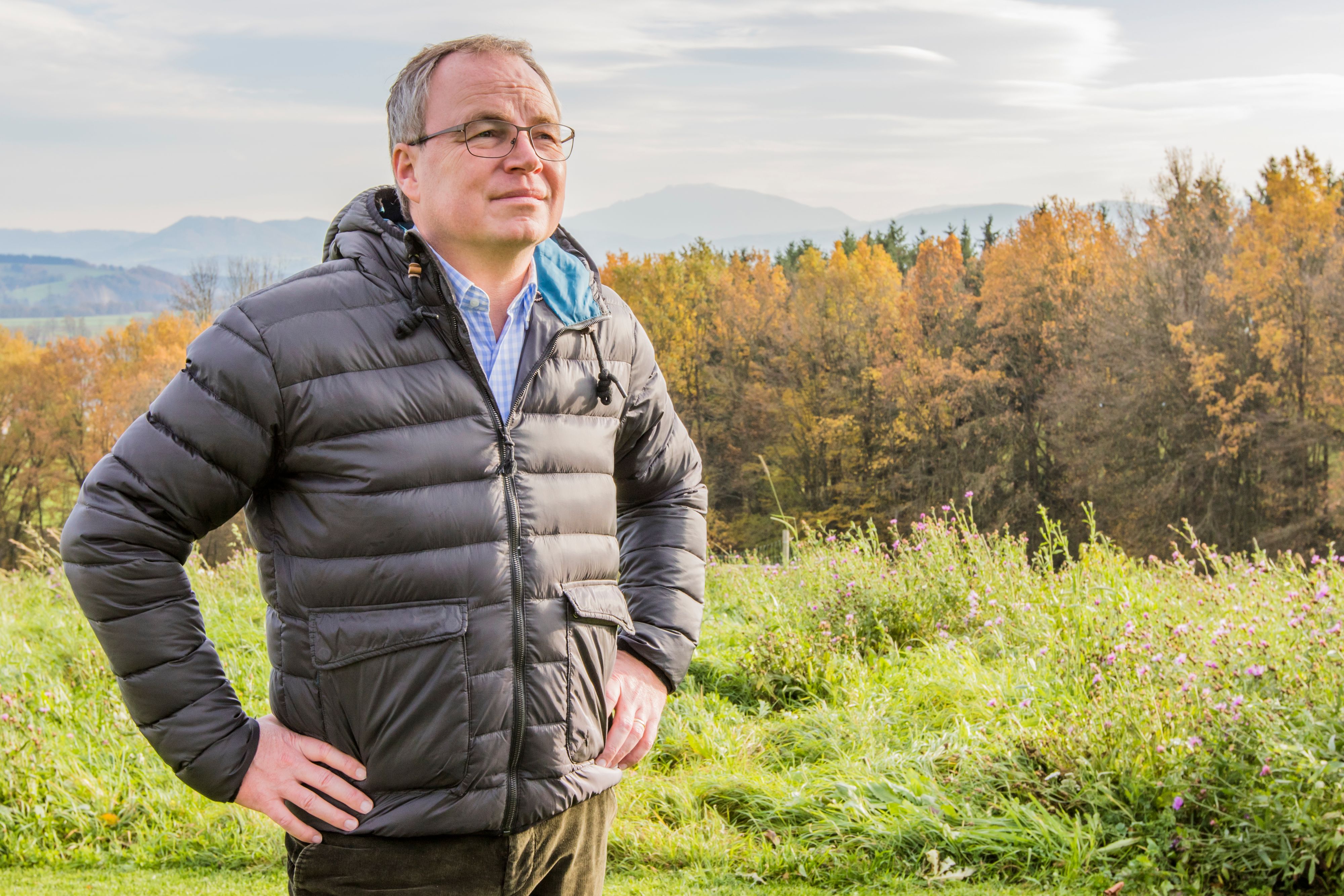 LH-Stellvertreter Stephan Pernkopf freut sich über die neuen Zahlen zur Bodennutzung und –versiegelung.
