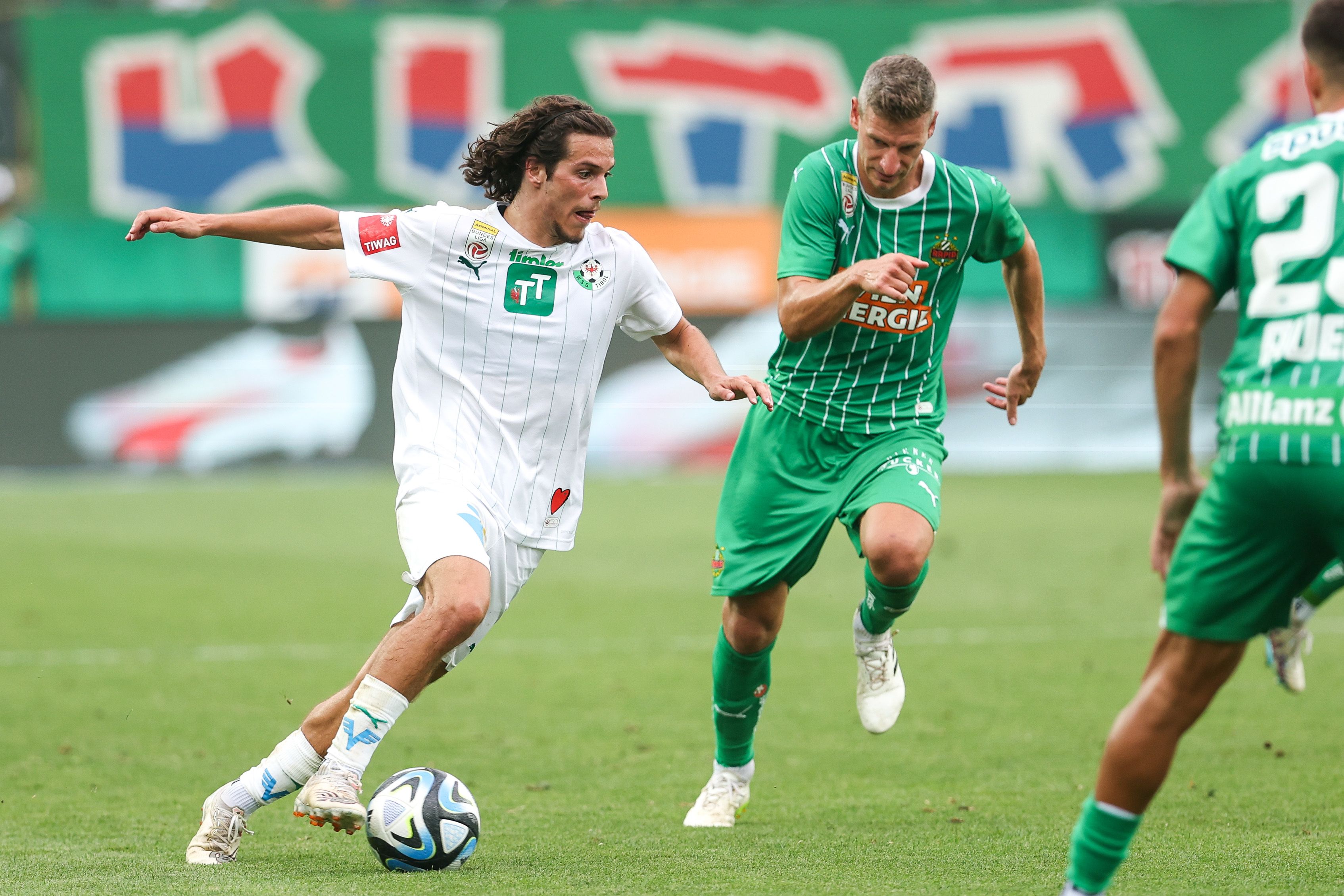 In der ersten Begegnung der beiden gab es ein 1:1-Unentschieden.