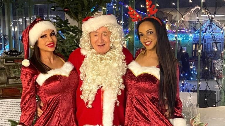 Richard Lugner mit Bambi und "Kolibri" Bahati Venus.